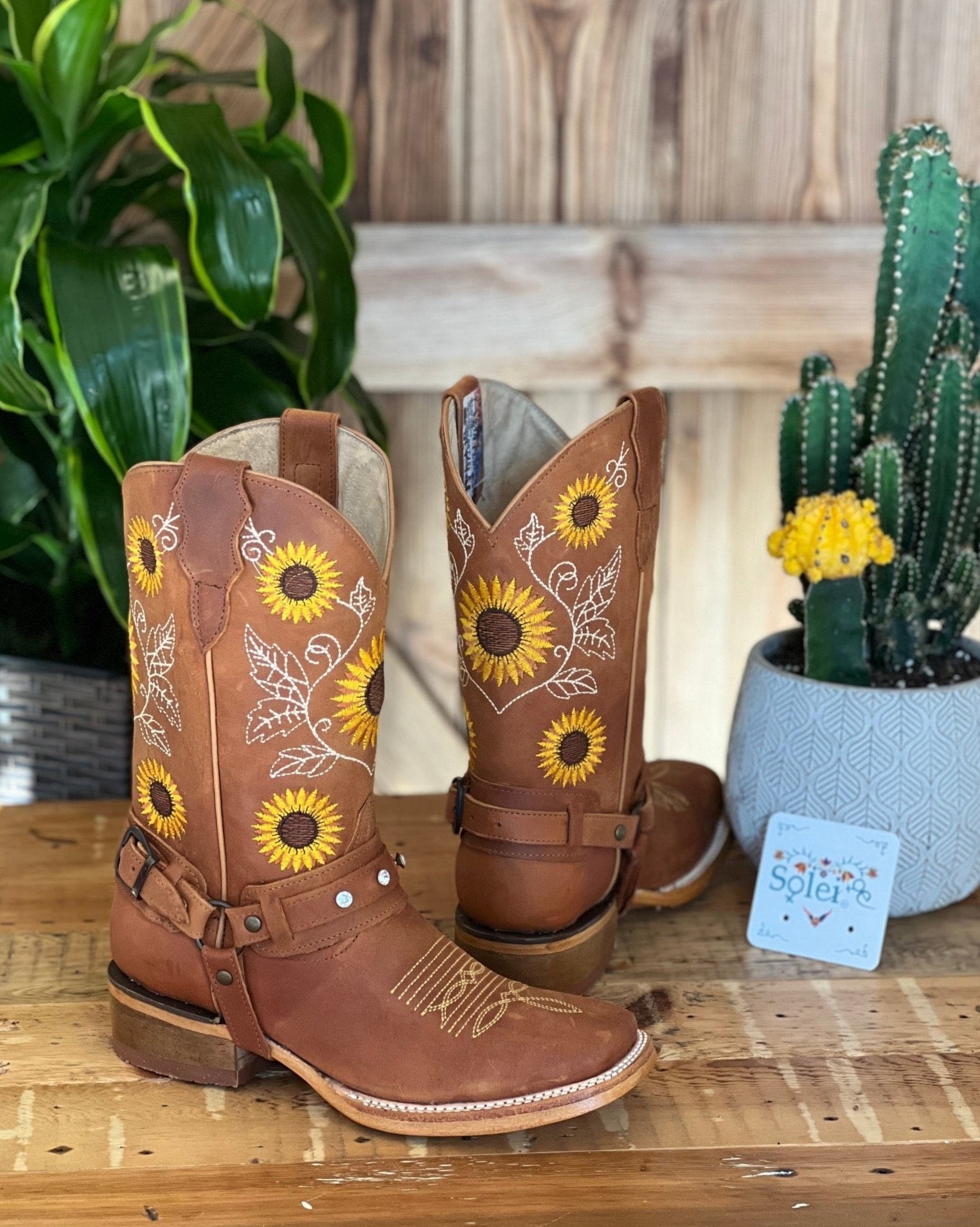 Artisanal Mexican Leather Sunflower Embroidered Boots. Ximena Girasol Boots - Solei Store