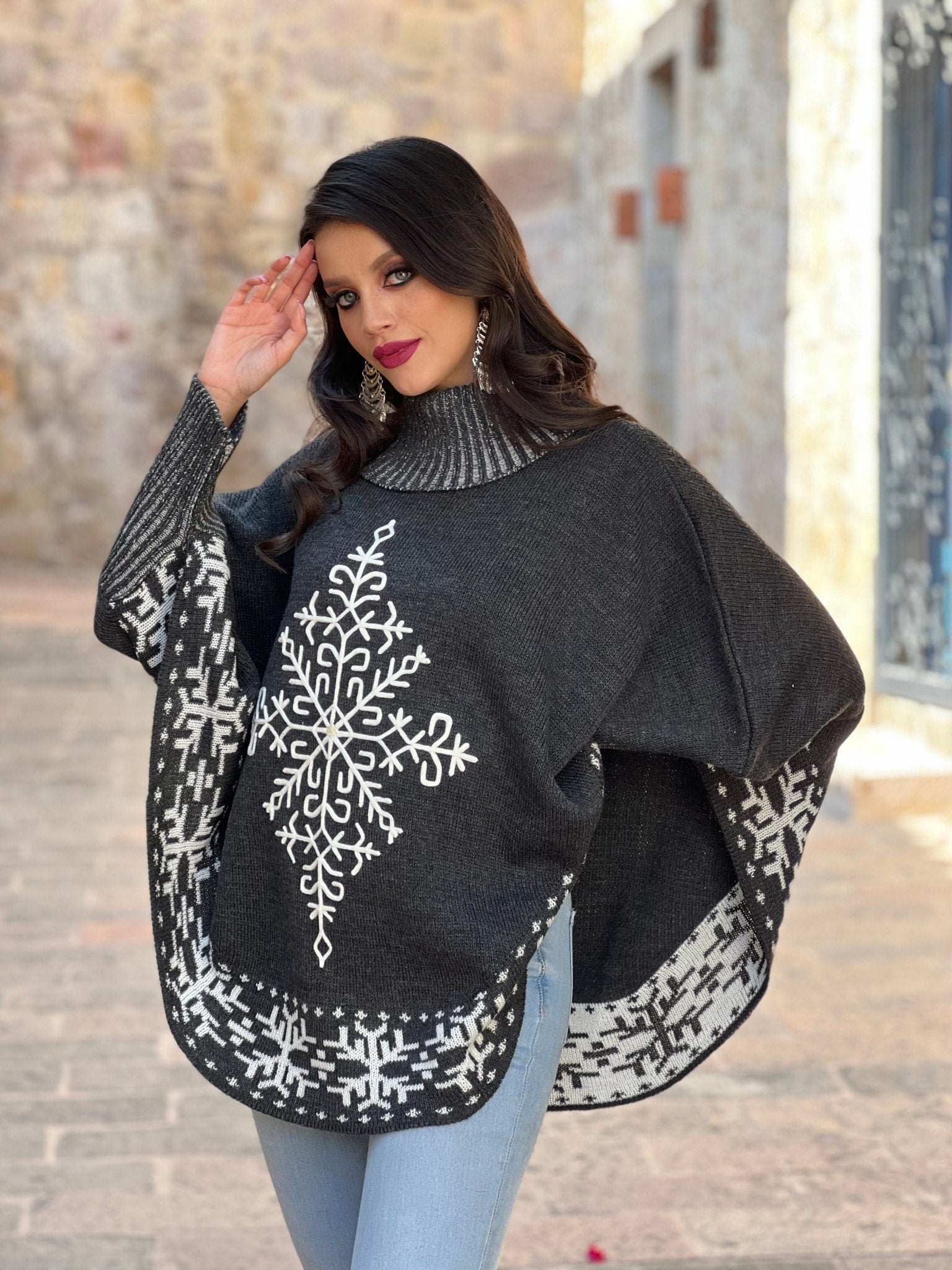 Artisanal Mexican Poncho. Capa Belen - Solei Store