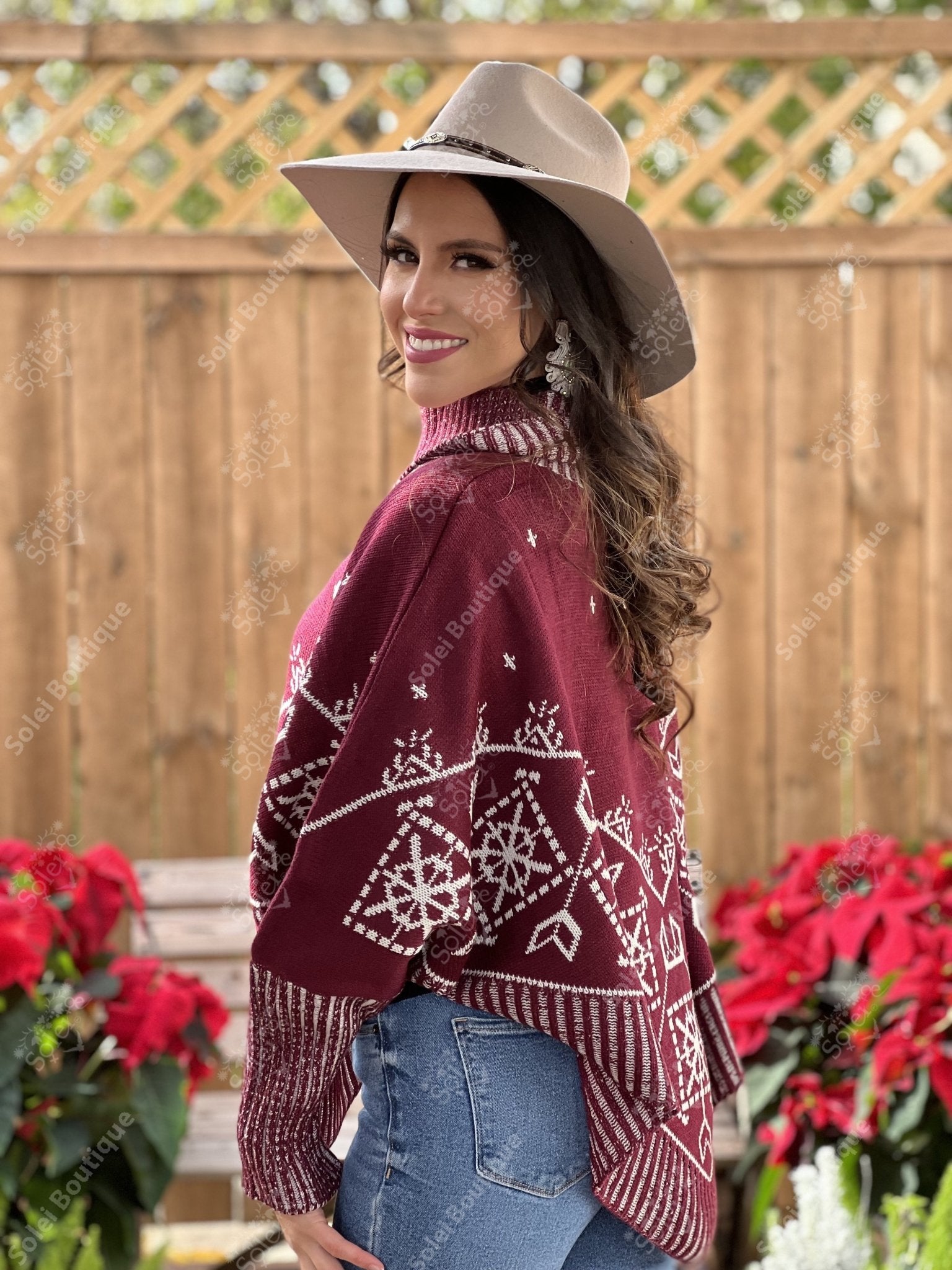 Artisanal Mexican Poncho. Knit Poncho. Capa Bianca. - Solei Store