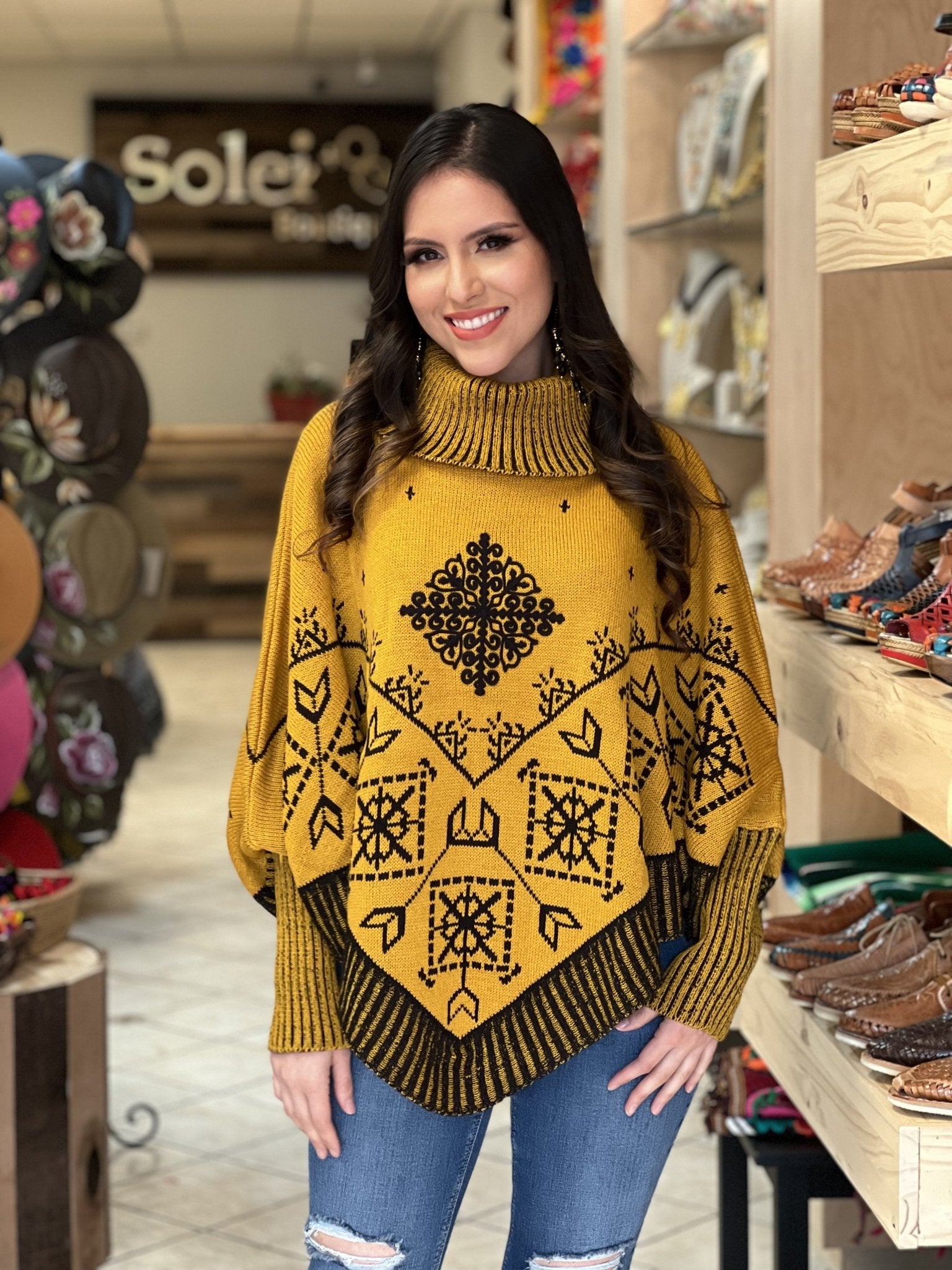 Artisanal Mexican Poncho. Knit Poncho. Capa Bianca. - Solei Store