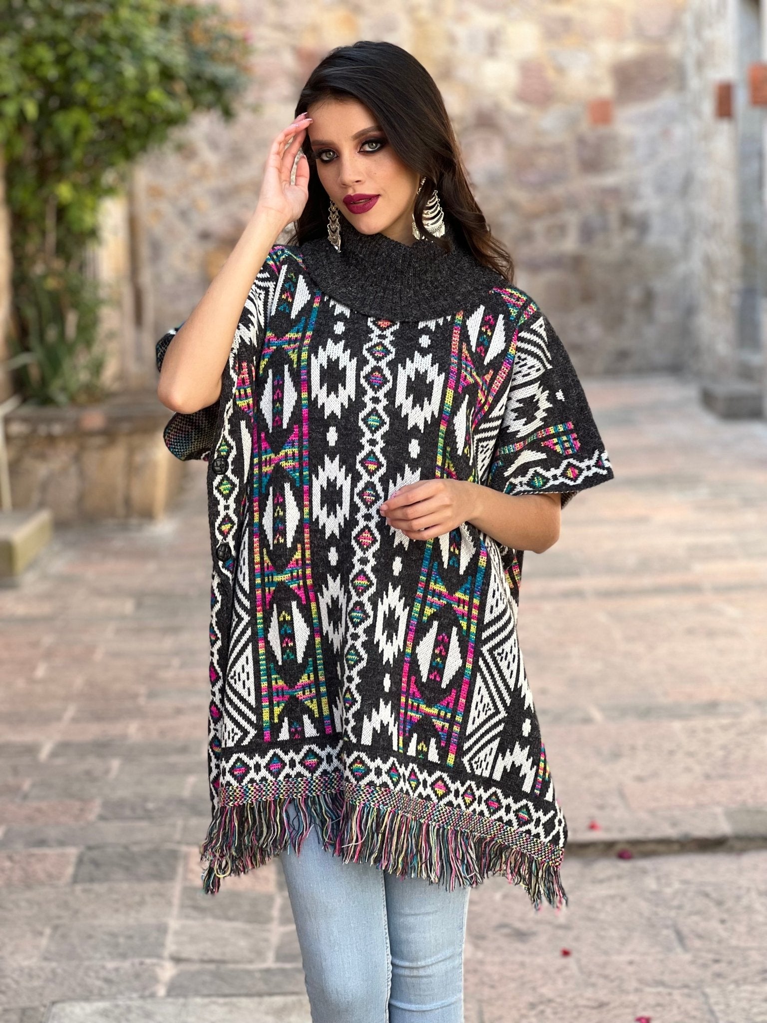 Artisanal Mexican Poncho. Poncho Ursula. - Solei Store