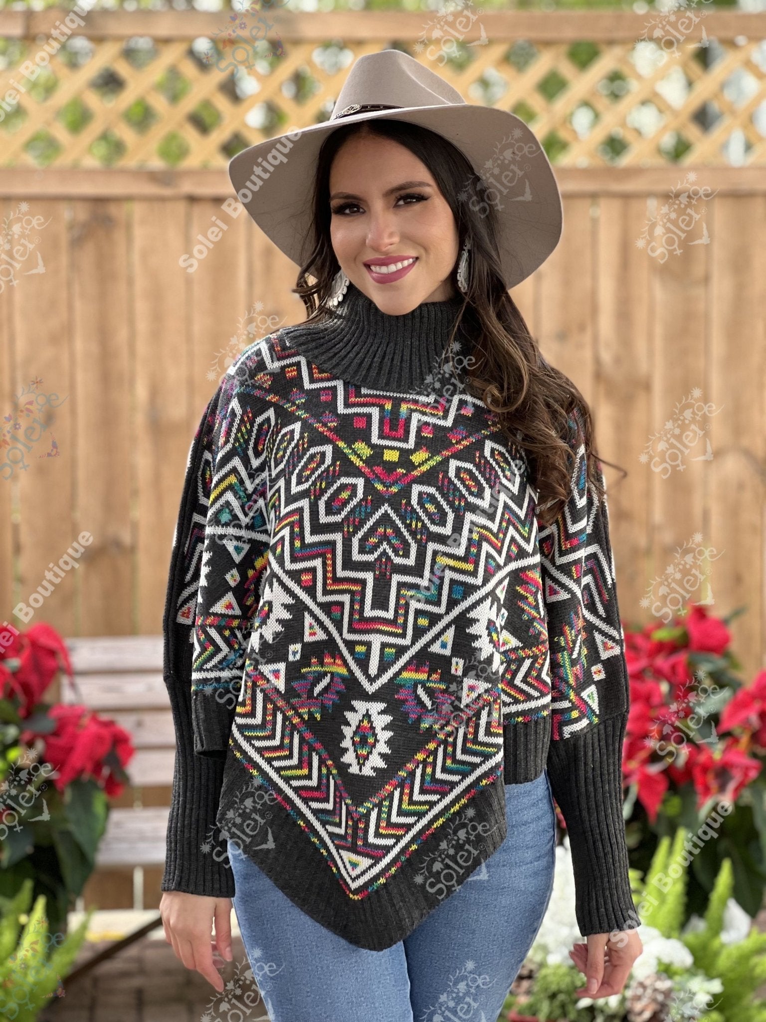 Artisanal Mexican Unisex Poncho. Capa Isis. - Solei Store