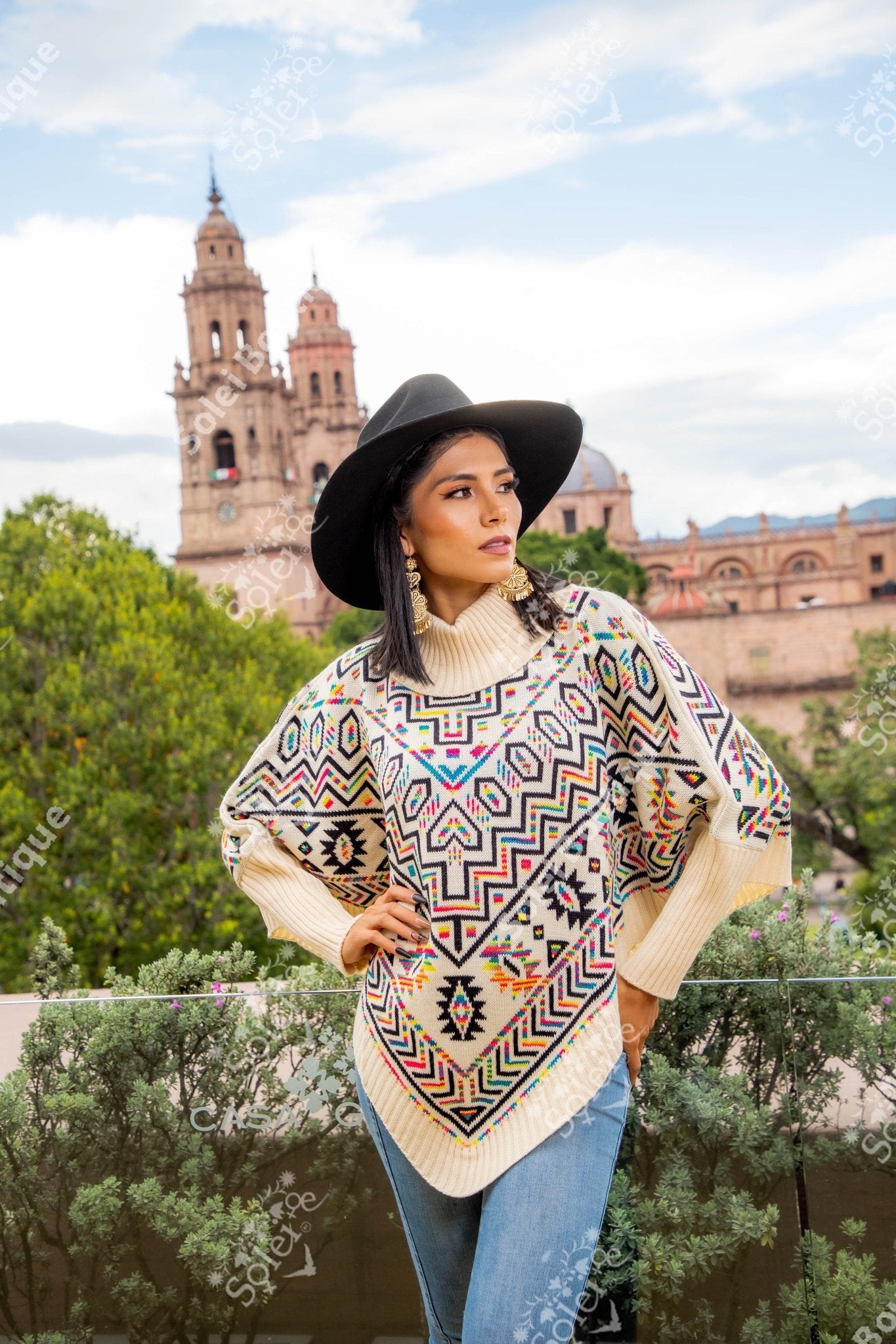 Artisanal Mexican Unisex Poncho. Capa Isis. - Solei Store