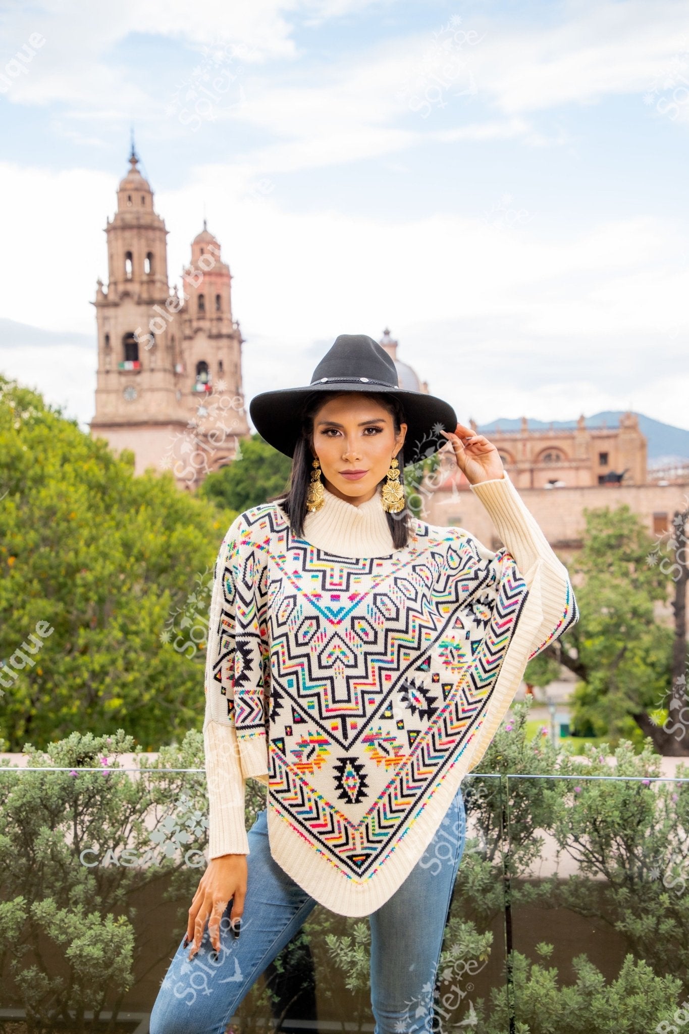 Artisanal Mexican Unisex Poncho. Capa Isis. - Solei Store