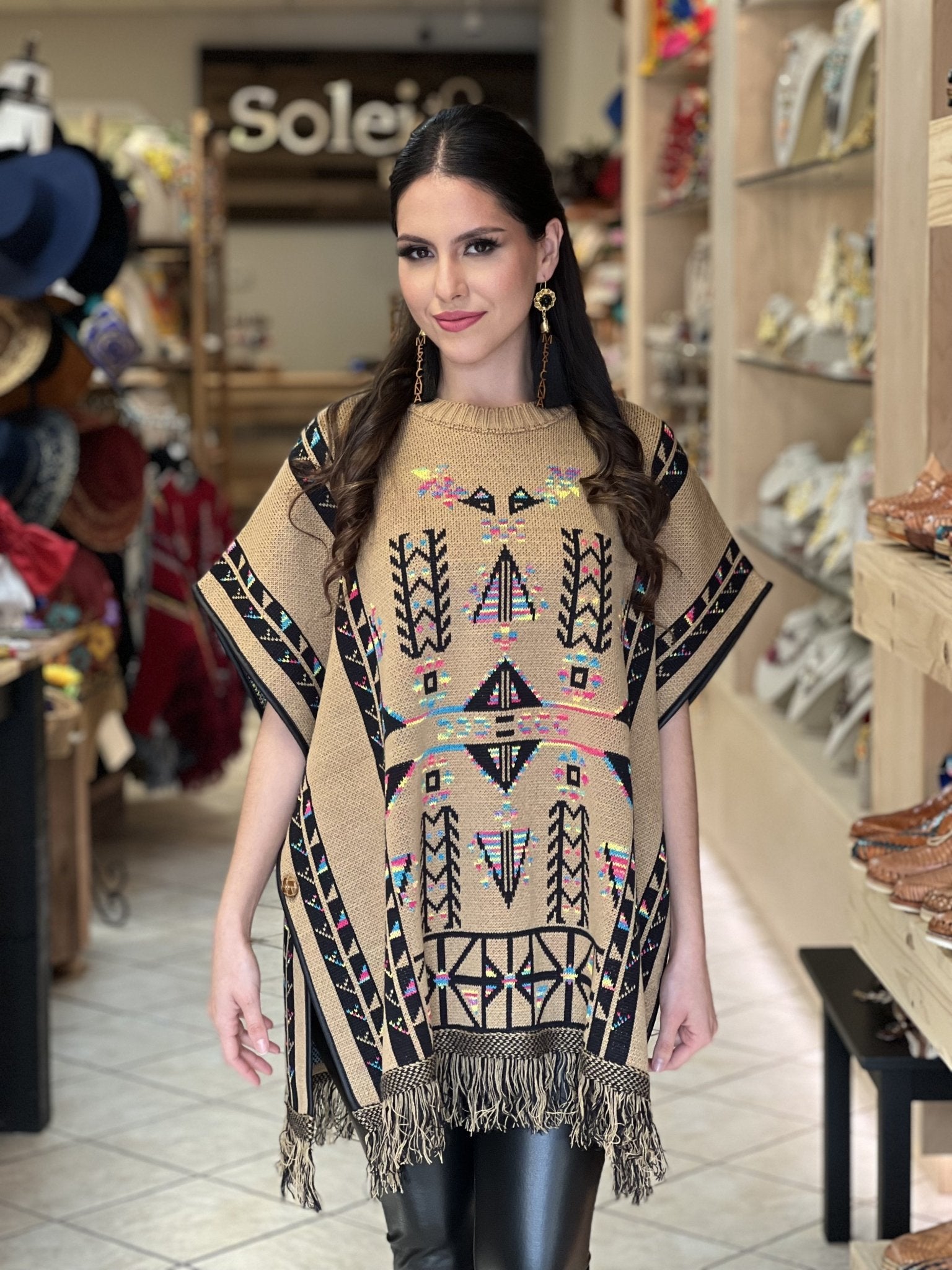 Artisanal Mexican Unisex Poncho. Gaban Maya. - Solei Store