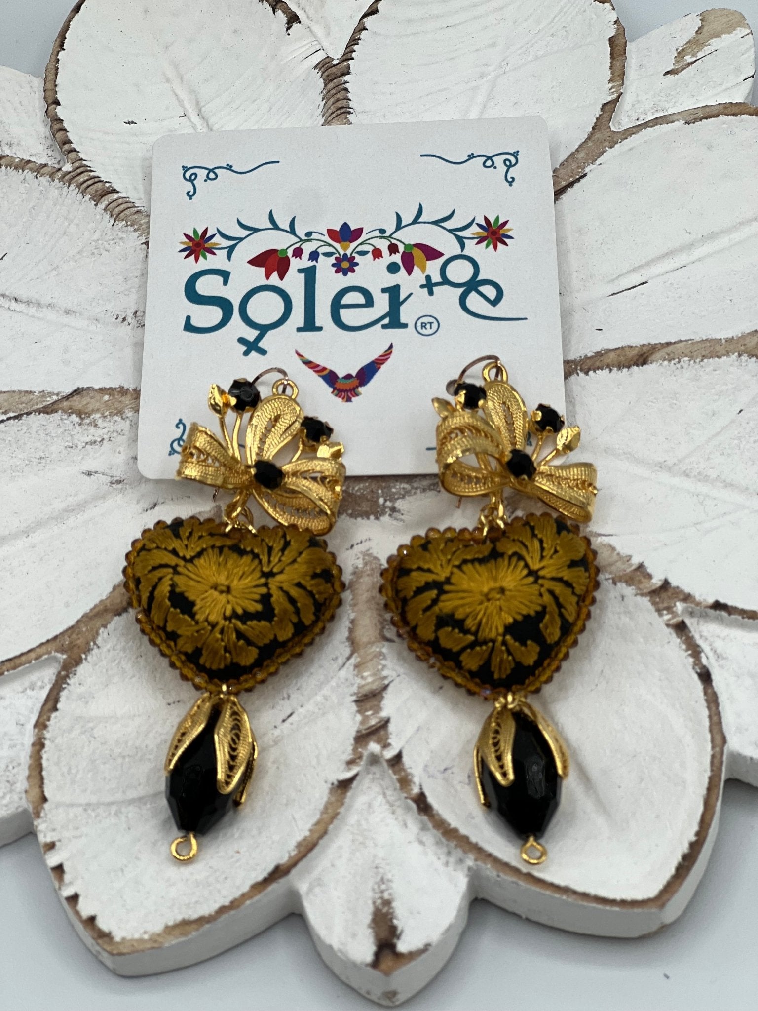Elegant Mexican Filigree Heart Earrings. Filigree Corazon Bordado Earrings. - Solei Store
