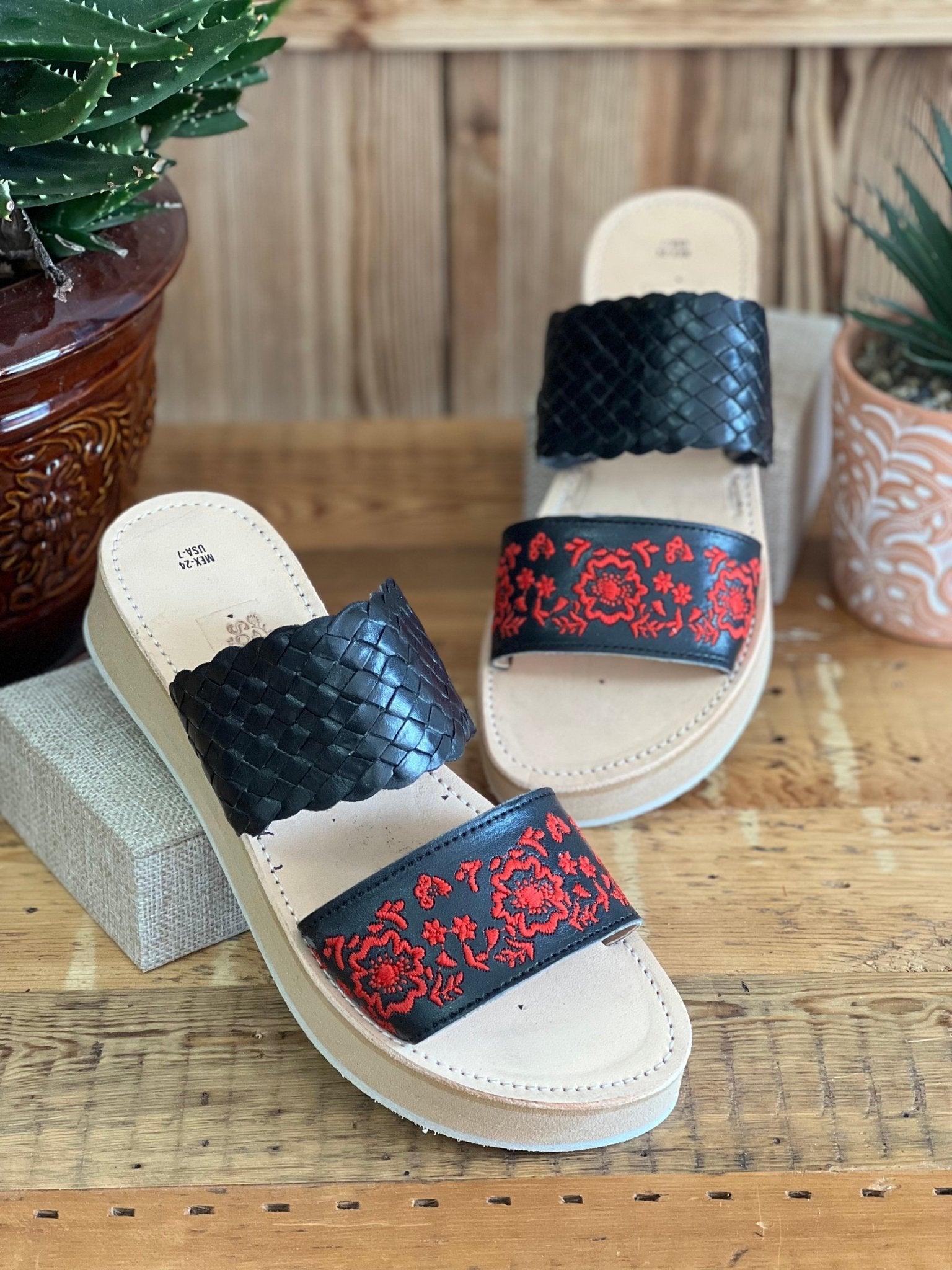 Embroidered Double Strap Slide Sandals. Chancla Luisa. - Solei Store