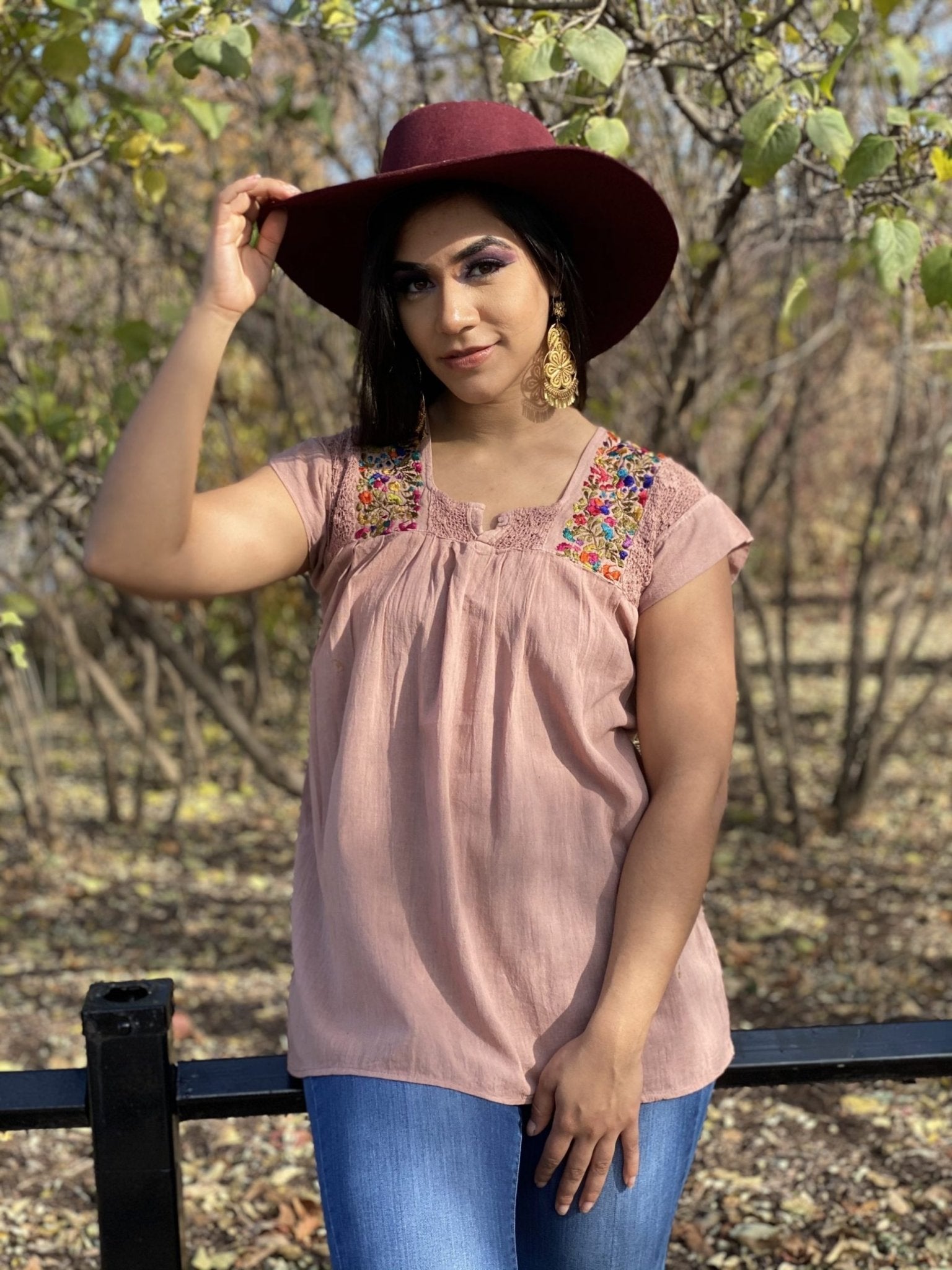 Española Blouse Tunic blouse front and back lace details. Small flowers embroidered by hand - Solei Store