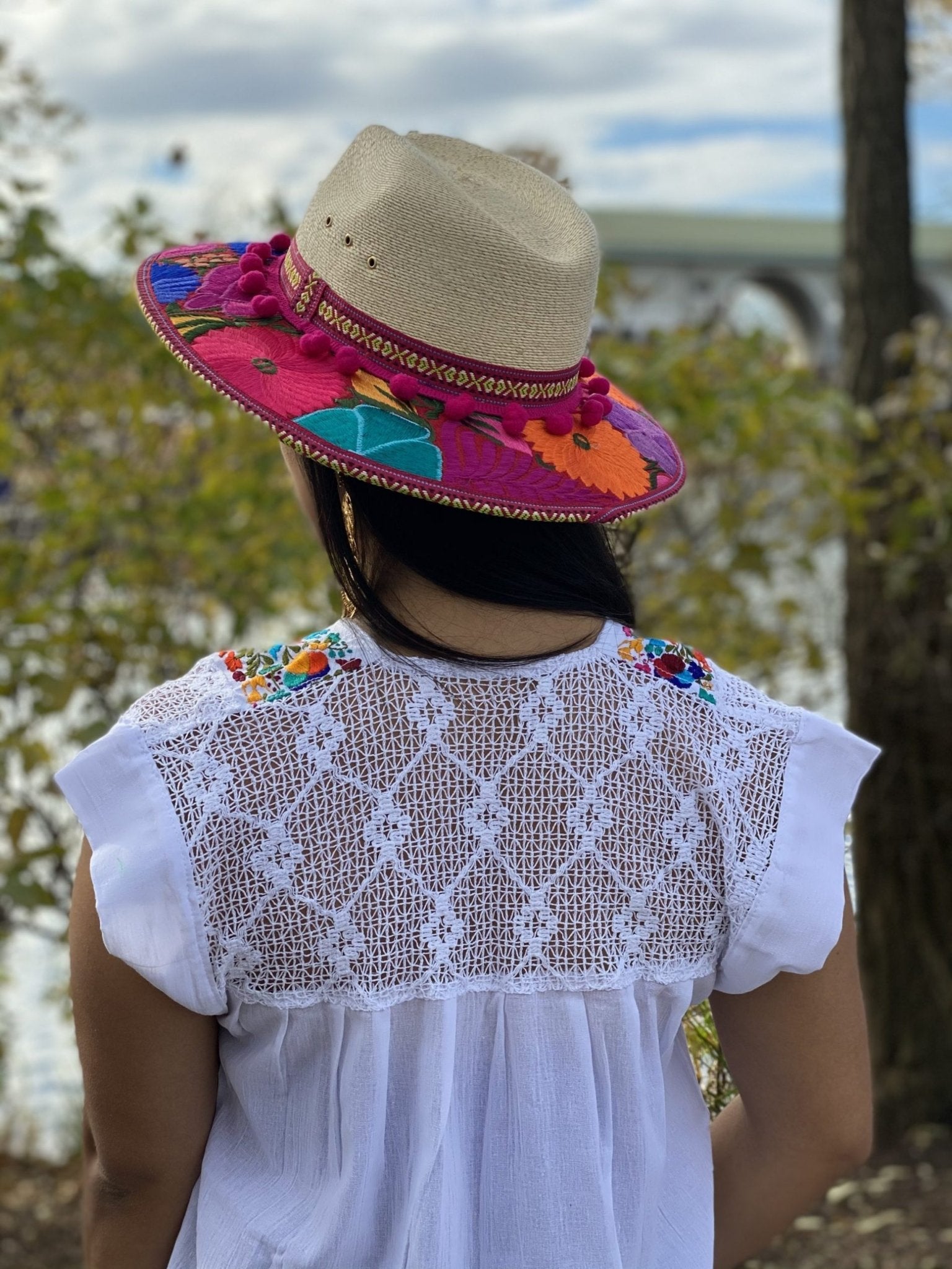 Española Blouse Tunic blouse front and back lace details. Small flowers embroidered by hand - Solei Store