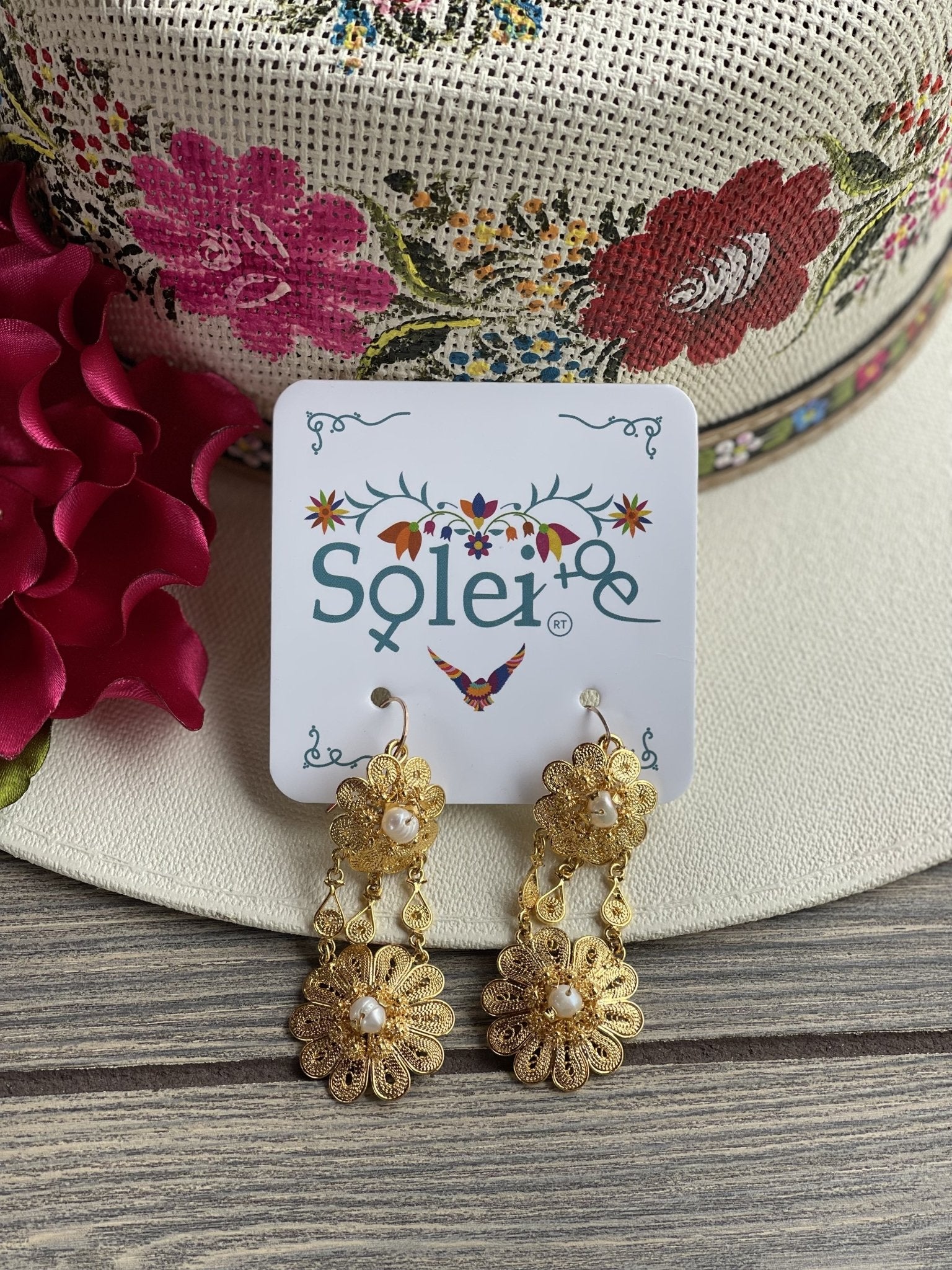 Floral Filigree Earrings with Zirconia - Solei Store