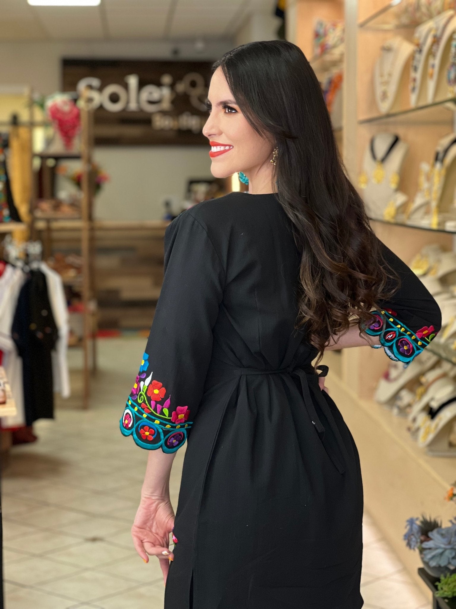 Floral Multicolor Embroidered Dress. Ondas Dress. - Solei Store
