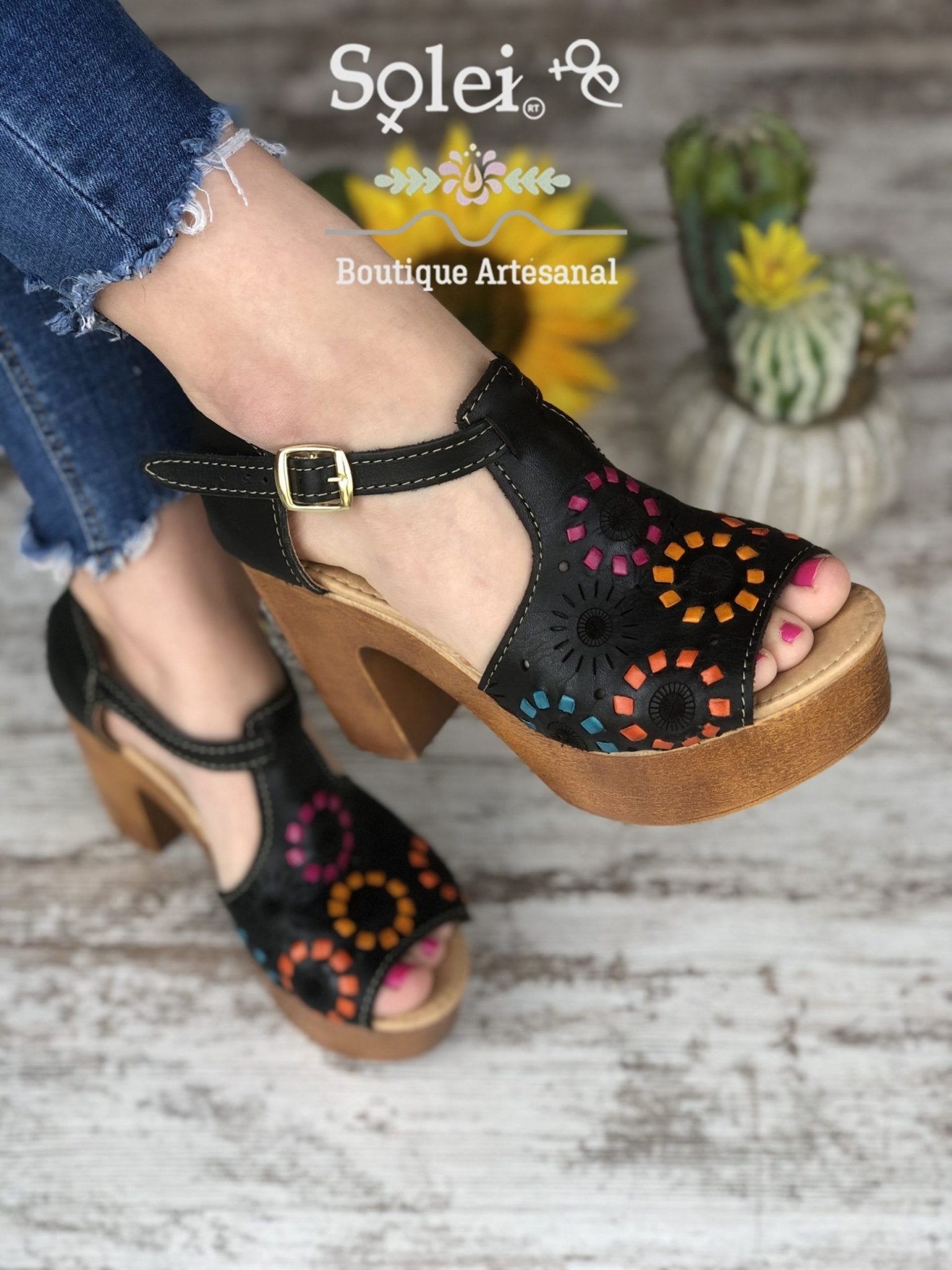 Gloria Heels. Mexican Artisanal Leather Block Heels. - Solei Store