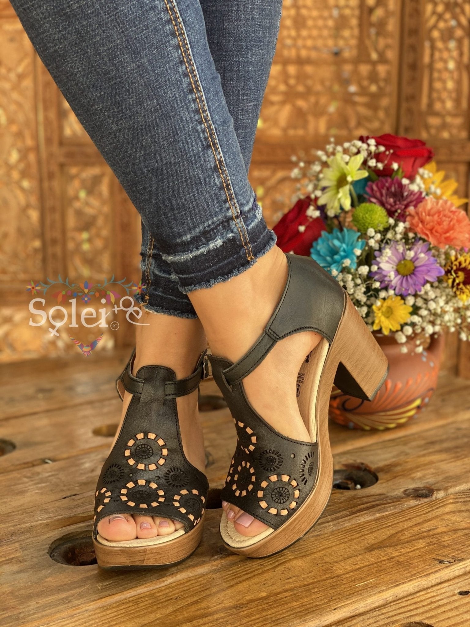 Gloria Heels. Mexican Artisanal Leather Block Heels. - Solei Store