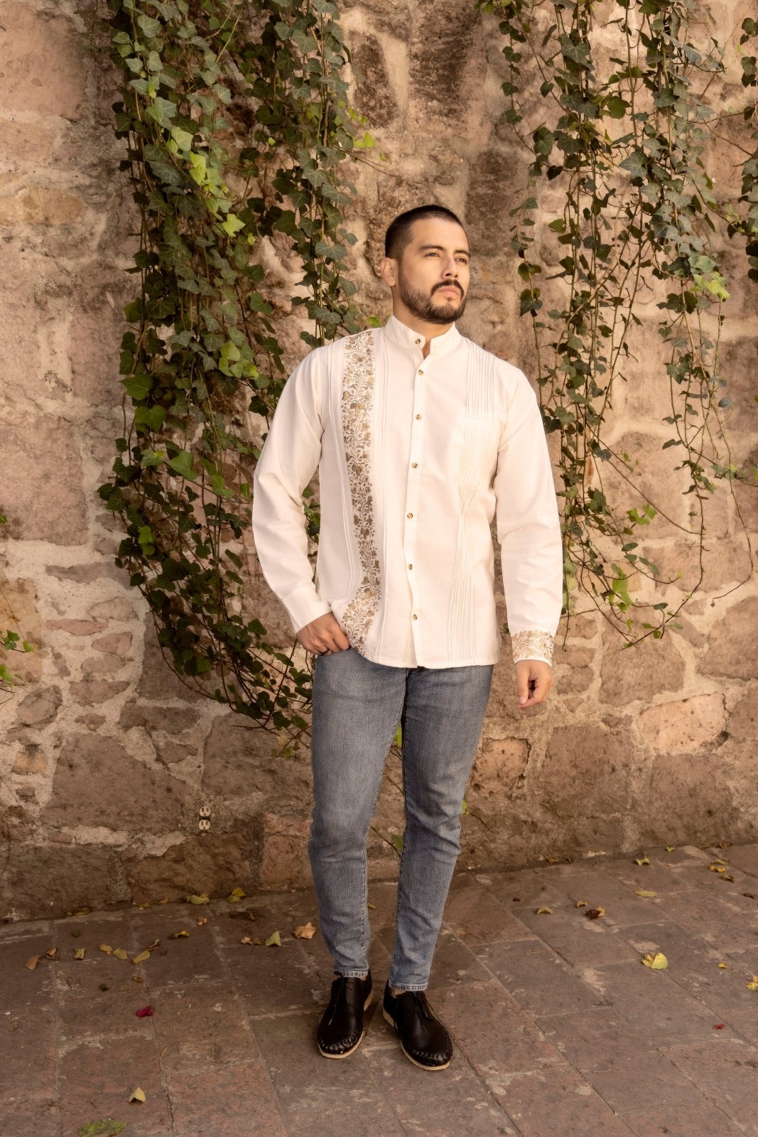 Guayabera San Antonino Dorada Larga - Solei Store