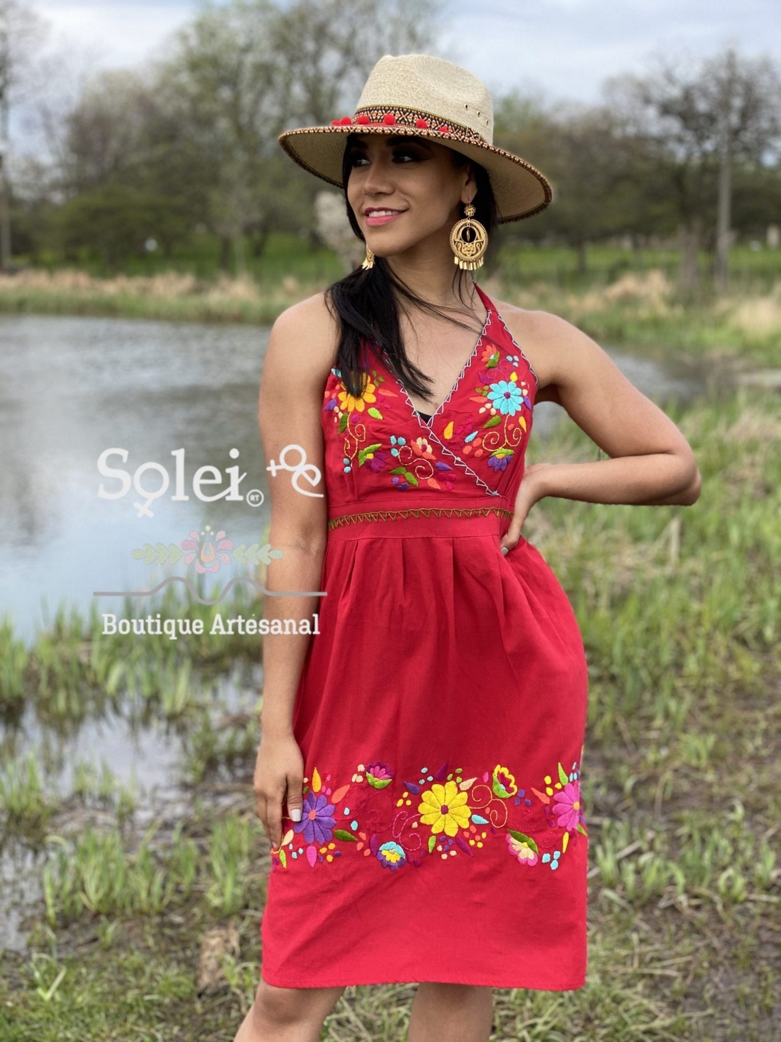 Hand embroidered Mexican floral dress. Beautiful summer halter dress. - Solei Store