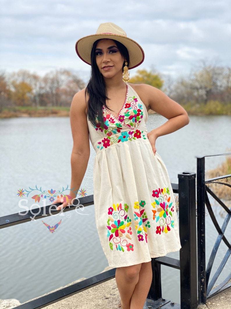 Hand embroidered Mexican floral dress. Beautiful summer halter dress. - Solei Store