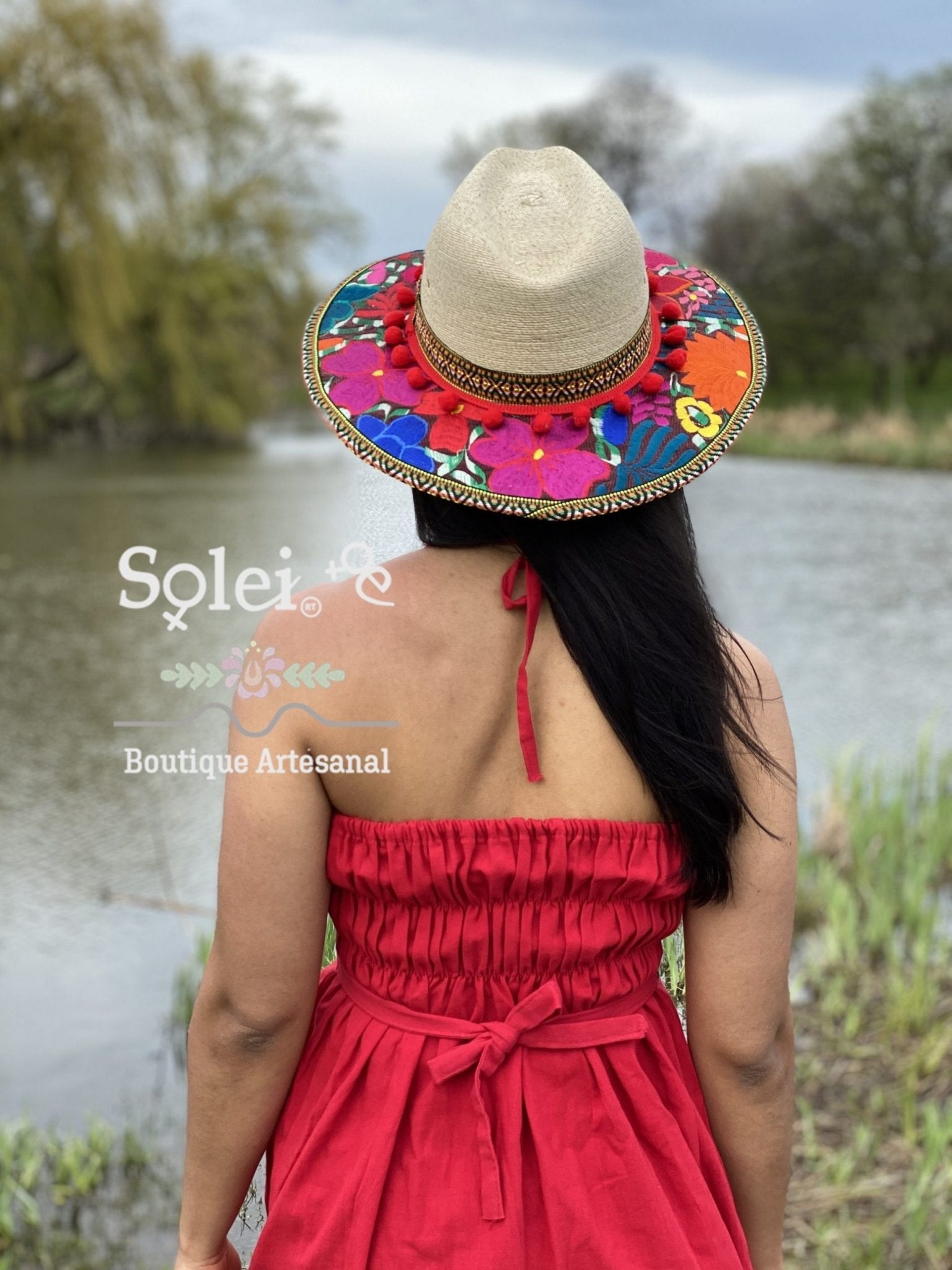 Hand embroidered Mexican floral dress. Beautiful summer halter dress. - Solei Store