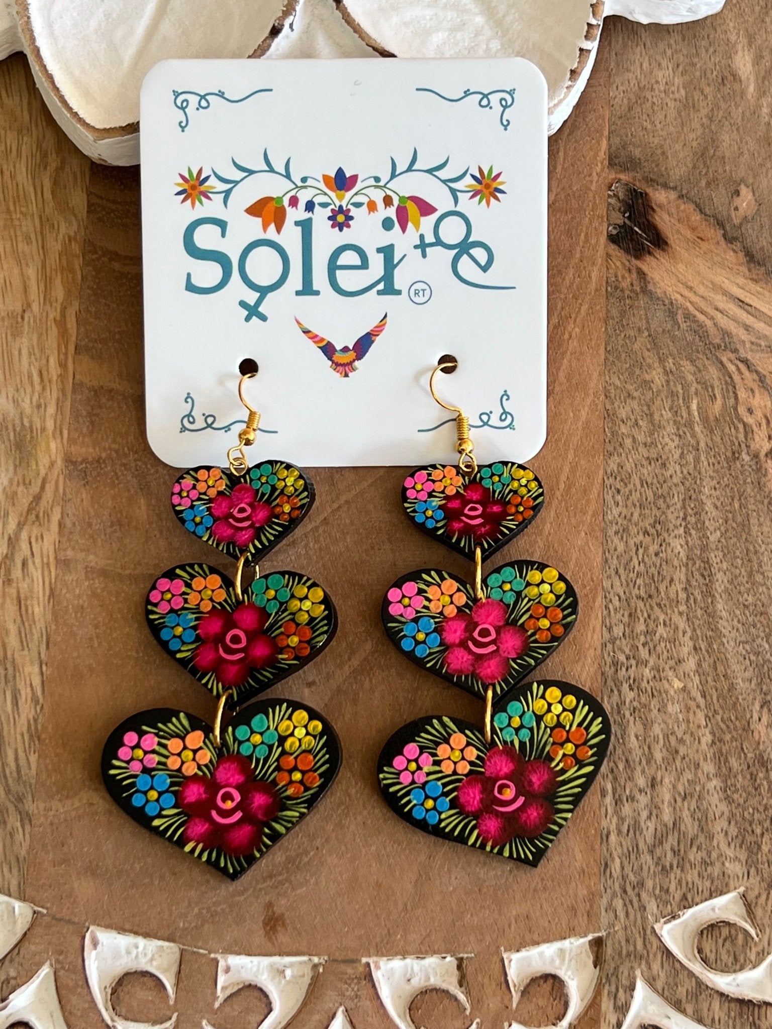 Hand Painted Dangle Artisanal Earrings. Aretes Corazones. - Solei Store