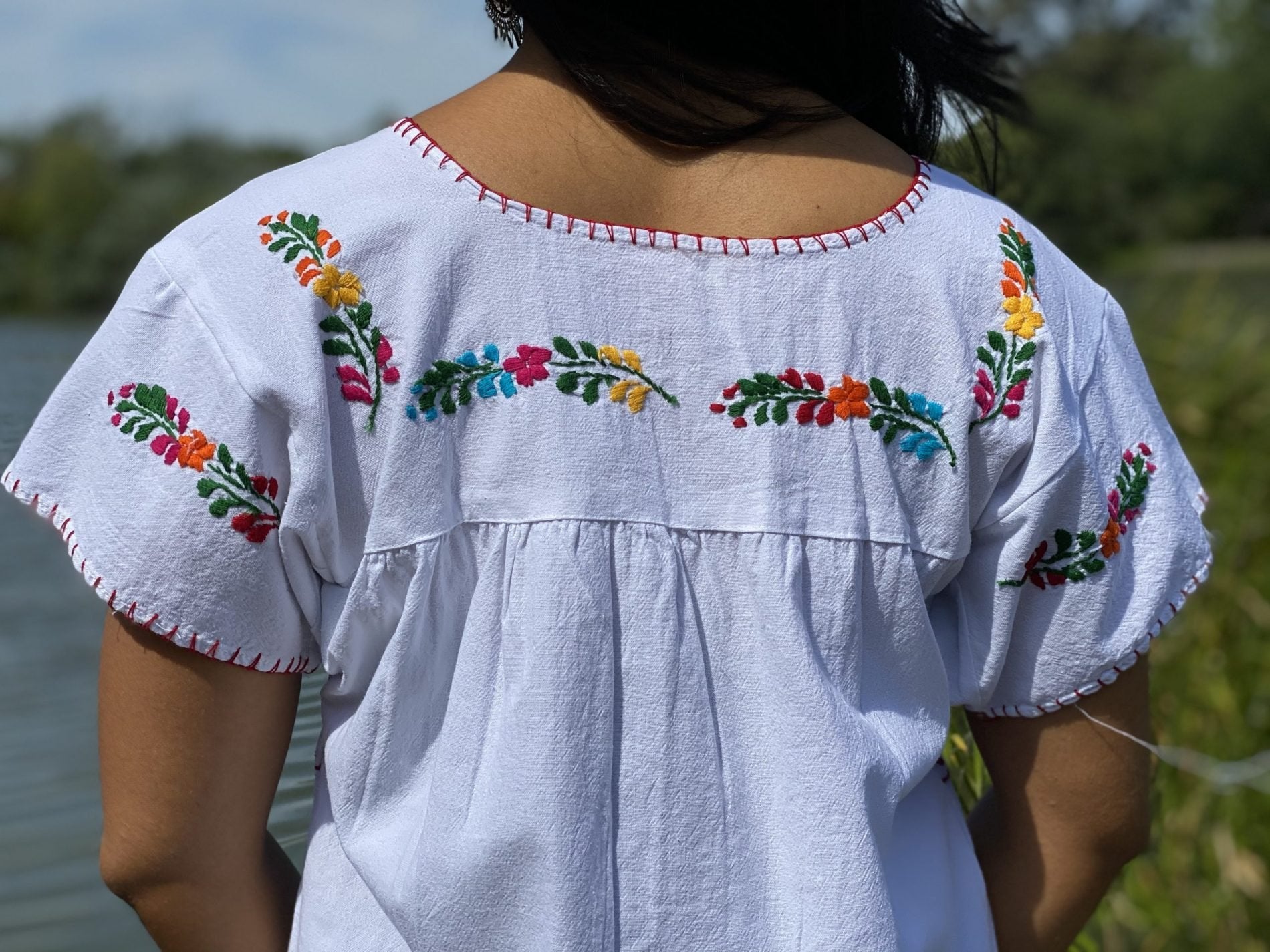 Lina Blouse Short sleeve tunic blouse with floral design on the front and back - Solei Store