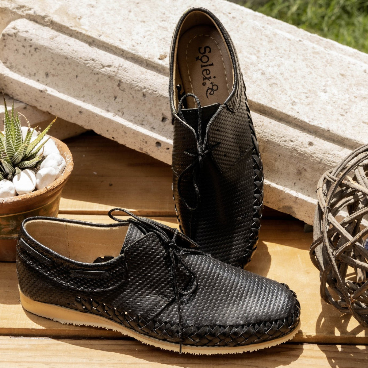 Leather shoes shop online near me - Main Image