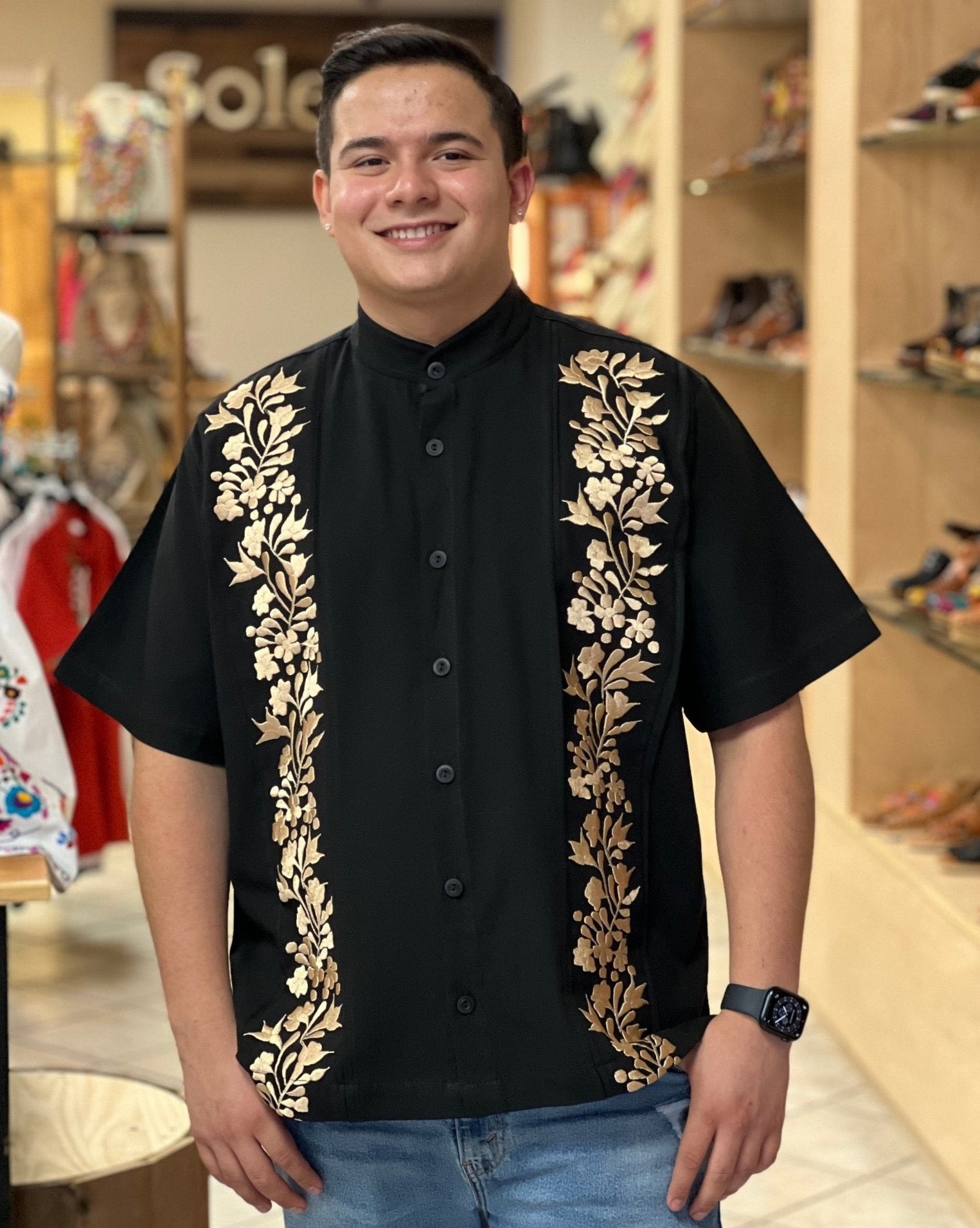 Men's Mexican Traditional Golden Embroidered Guayabera. Guayabera Cancun - Solei Store