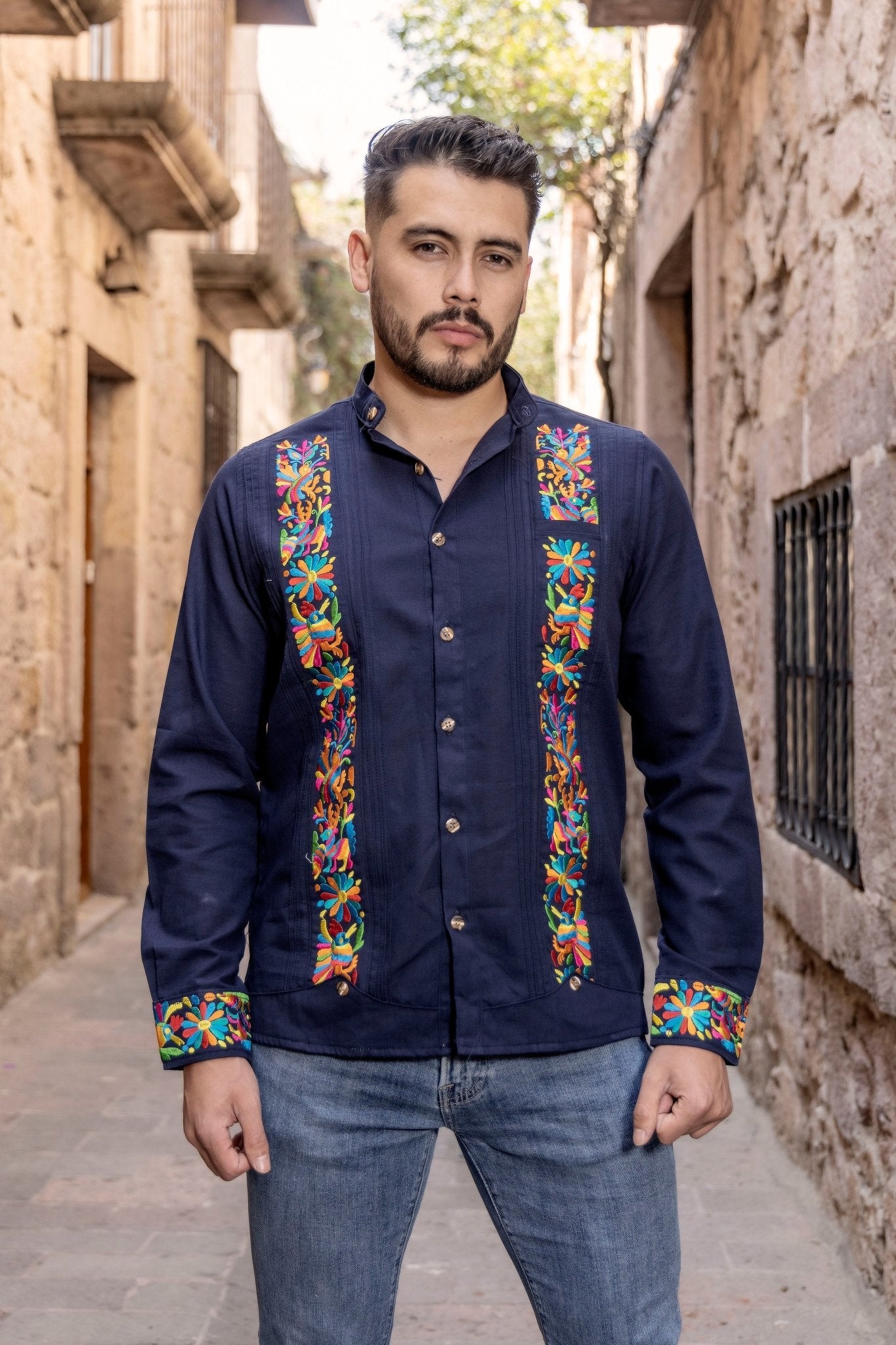 Men's Mexican Traditional Otomi Embroidered Guayabera. Guayabera Otomi - Solei Store