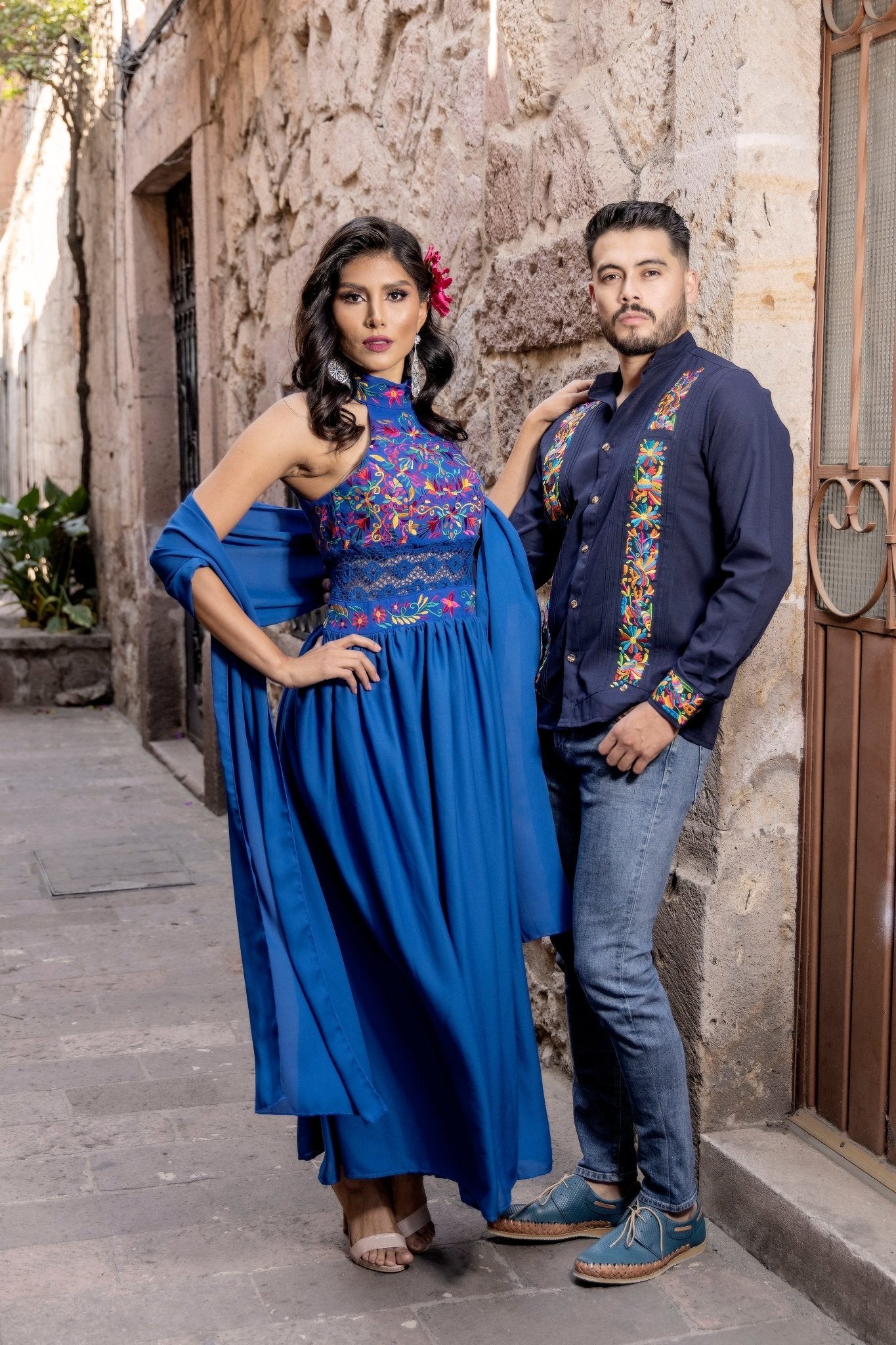 Men's Mexican Traditional Otomi Embroidered Guayabera. Guayabera Otomi - Solei Store