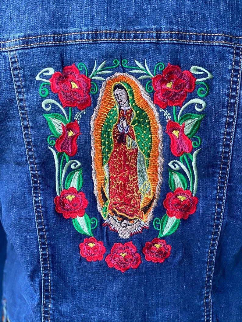 Mexican Artisanal Embroidered Frida Kahlo Jean Jacket. Chamarra Viva la Vida. - Solei Store