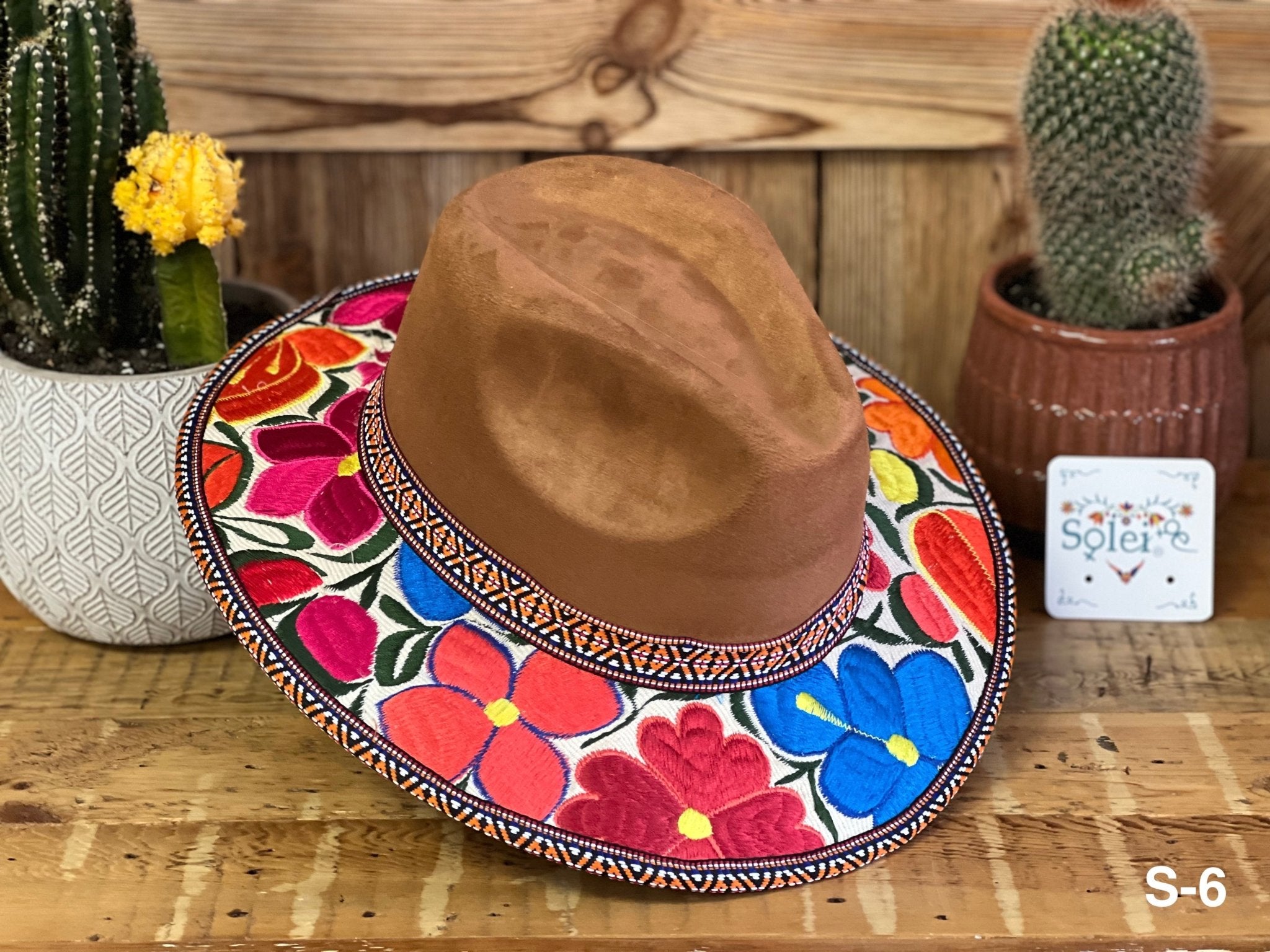 Mexican Artisanal Hat. Embroidered Mexican Hat. Colorful Suede Hat. Sombrero Gamuza Bordado - Solei Store