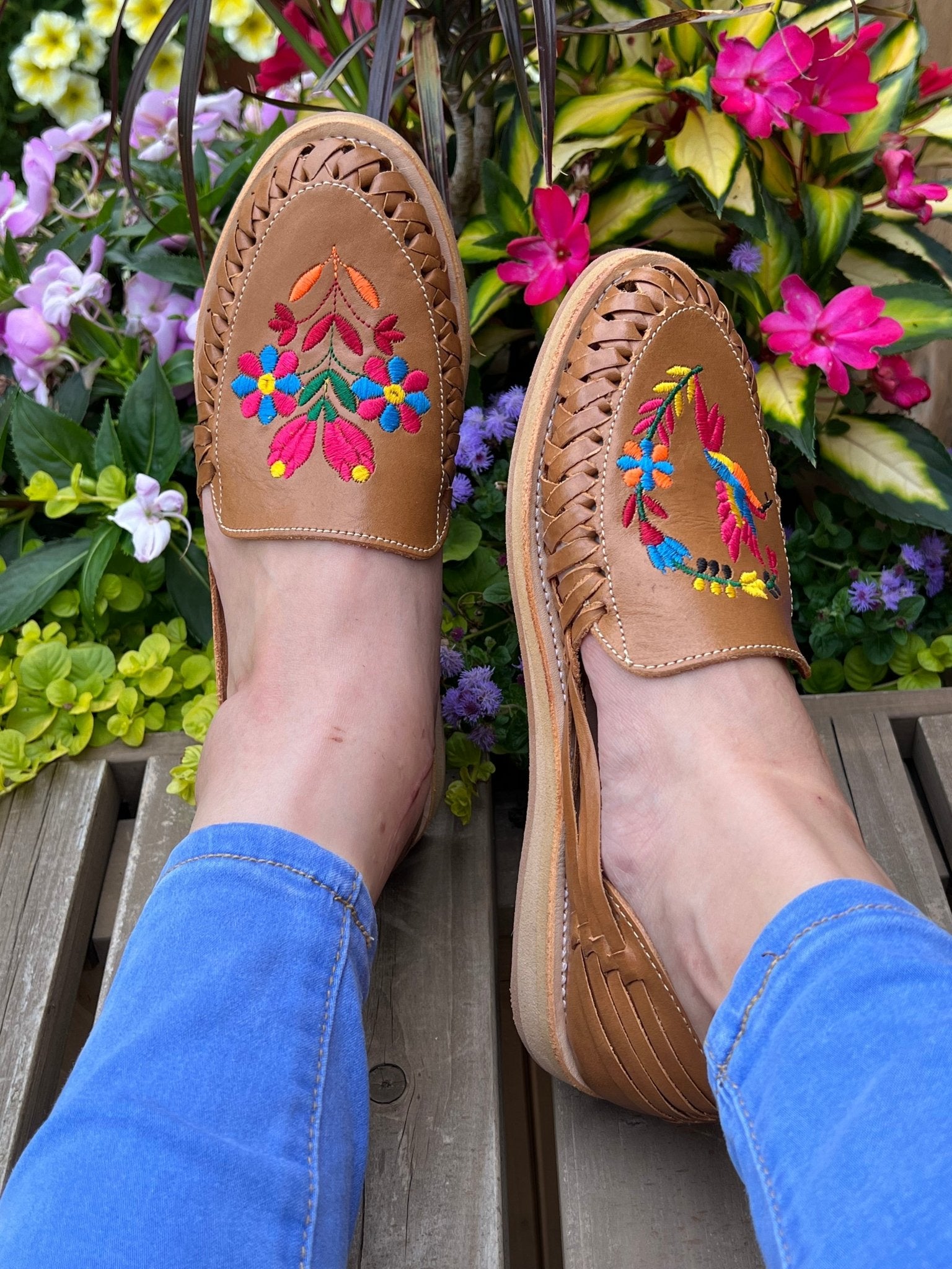 Mexican Artisanal Leather Shoes. Huarache Colibri. - Solei Store