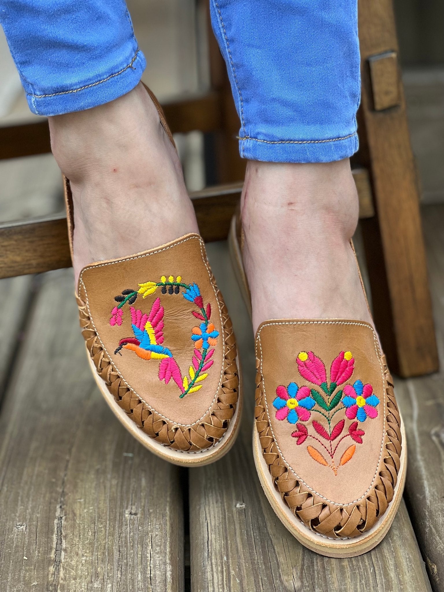 Mexican Artisanal Leather Shoes. Huarache Colibri. - Solei Store