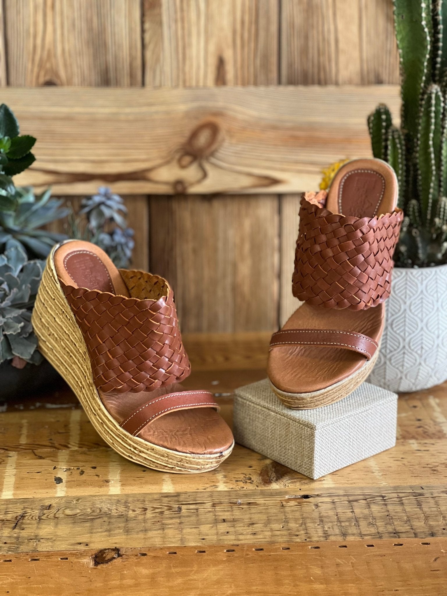 Mexican Artisanal Leather Wedge Heels. Ursula Heels - Solei Store