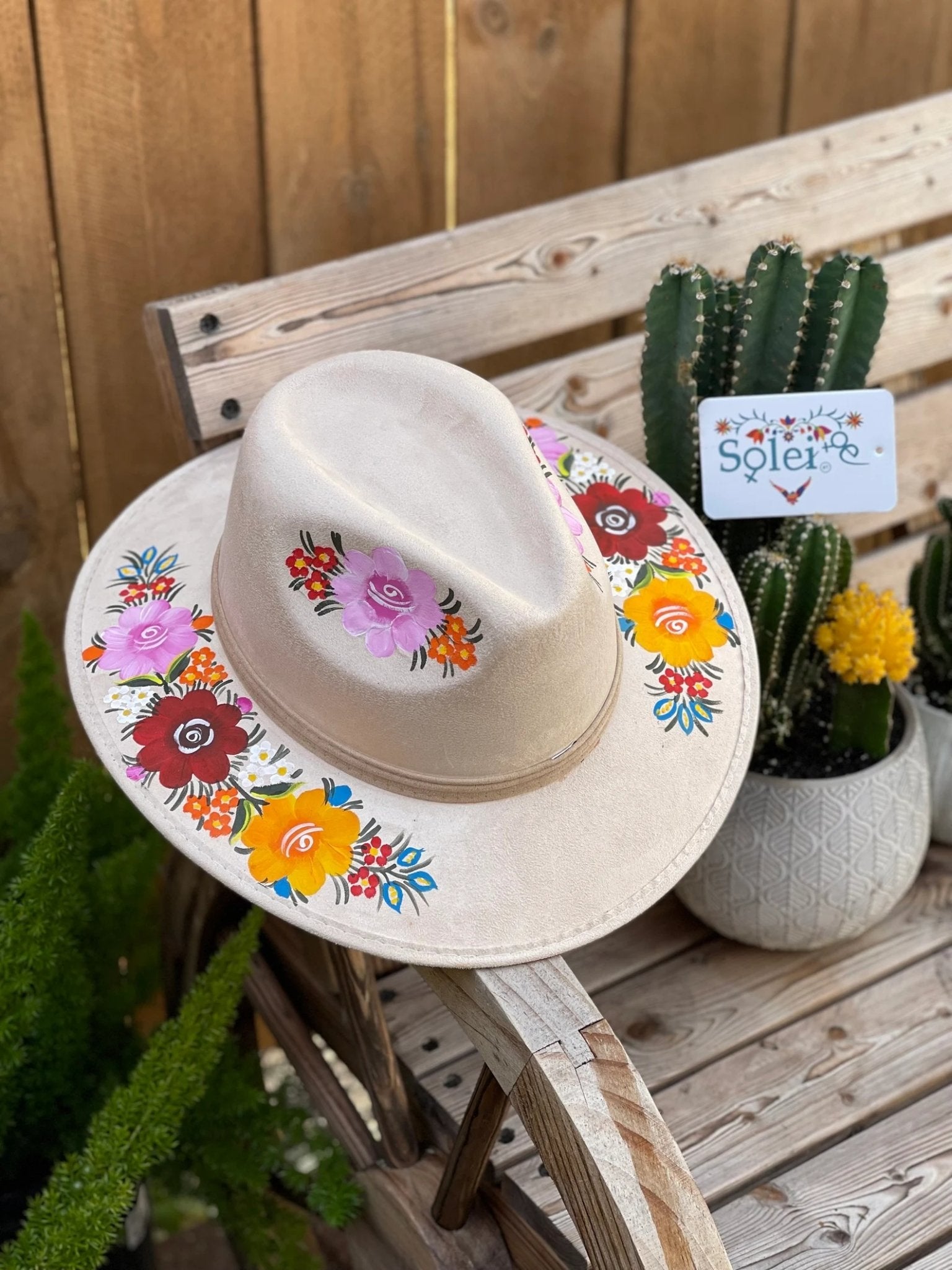 Mexican Artisanal Suede Floral Hand Painted Hat. Sombrero Pamela - Solei Store