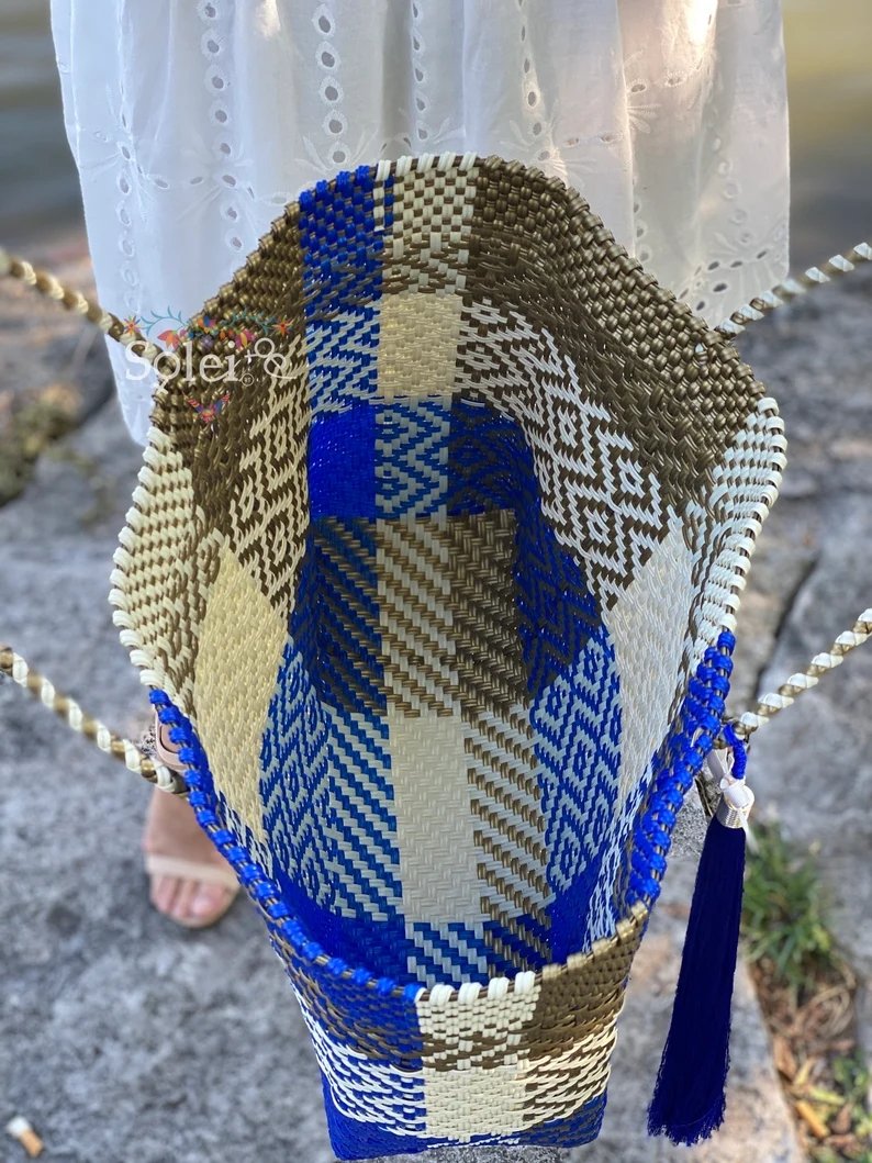 Mexican Artisanal Tote Bag with Tassel. Bolsa Tapatia - Solei Store