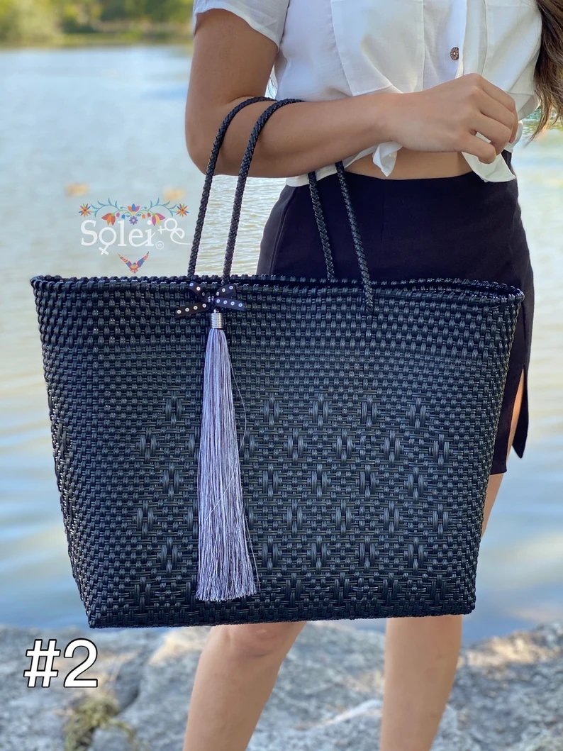 Mexican Artisanal Tote Bag with Tassel. Bolsa Tapatia - Solei Store