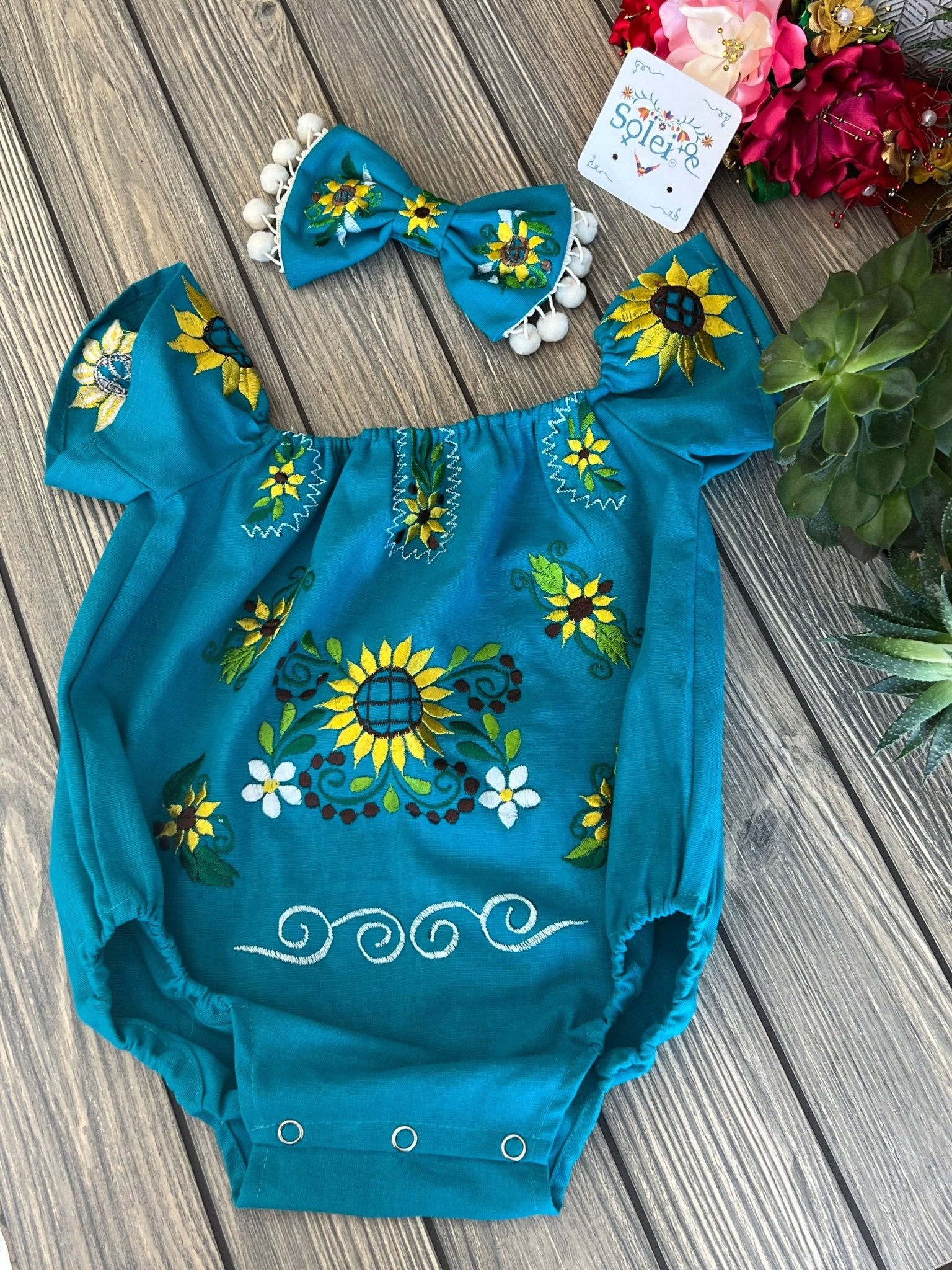 Mexican Baby Floral Embroidered Bodysuit. Pañalero Girasol - Solei Store