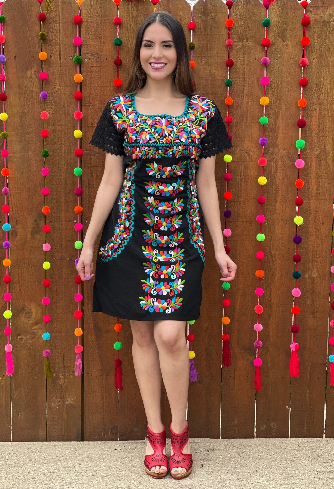 Mexican Embroidered Floral Dress. Vestido Otomi Floral - Solei Store