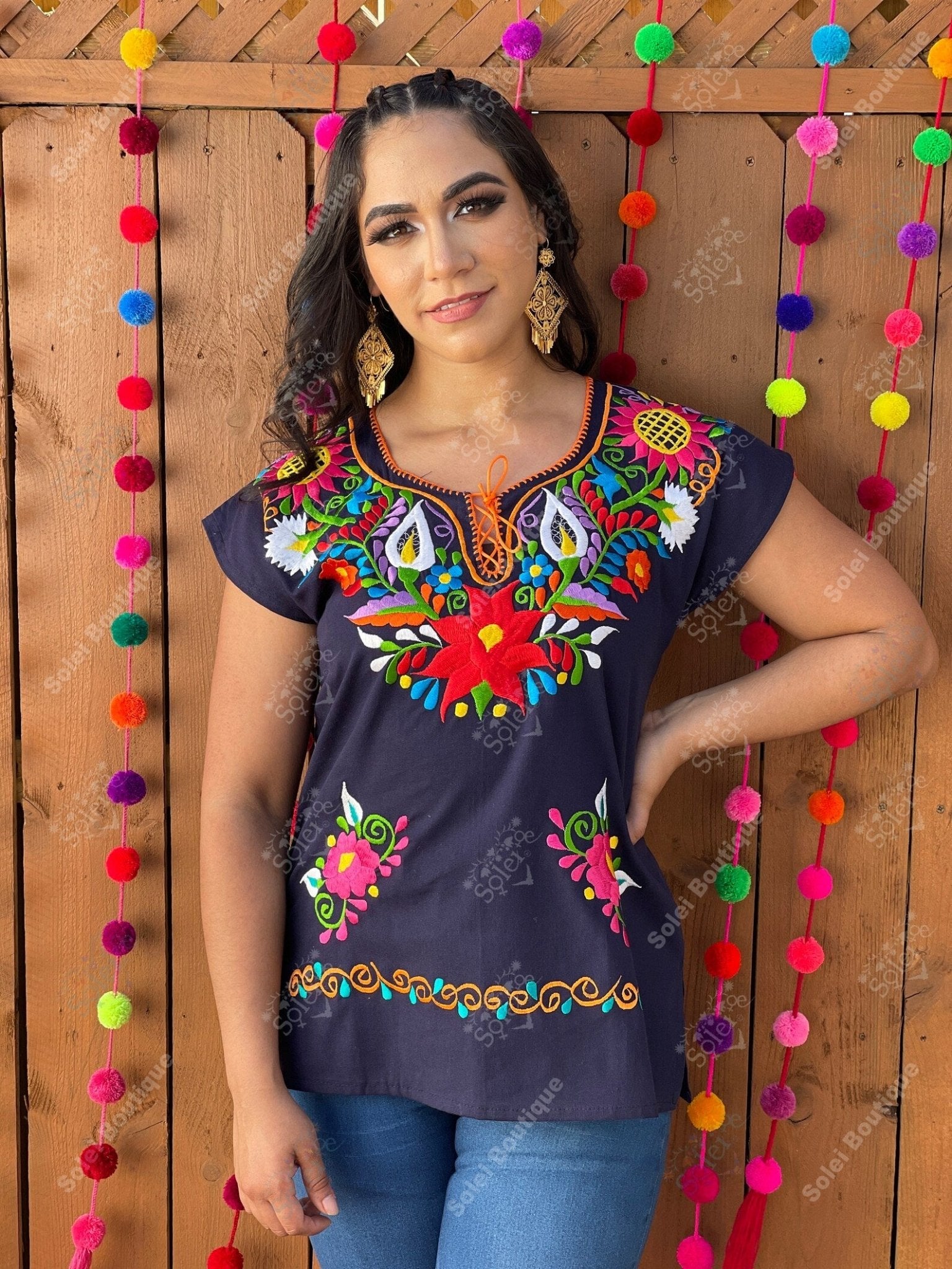 Mexican Embroidered Flower Blouse. Artisanal Mexican Blouse. Kimona Alcatraz Blouse. - Solei Store