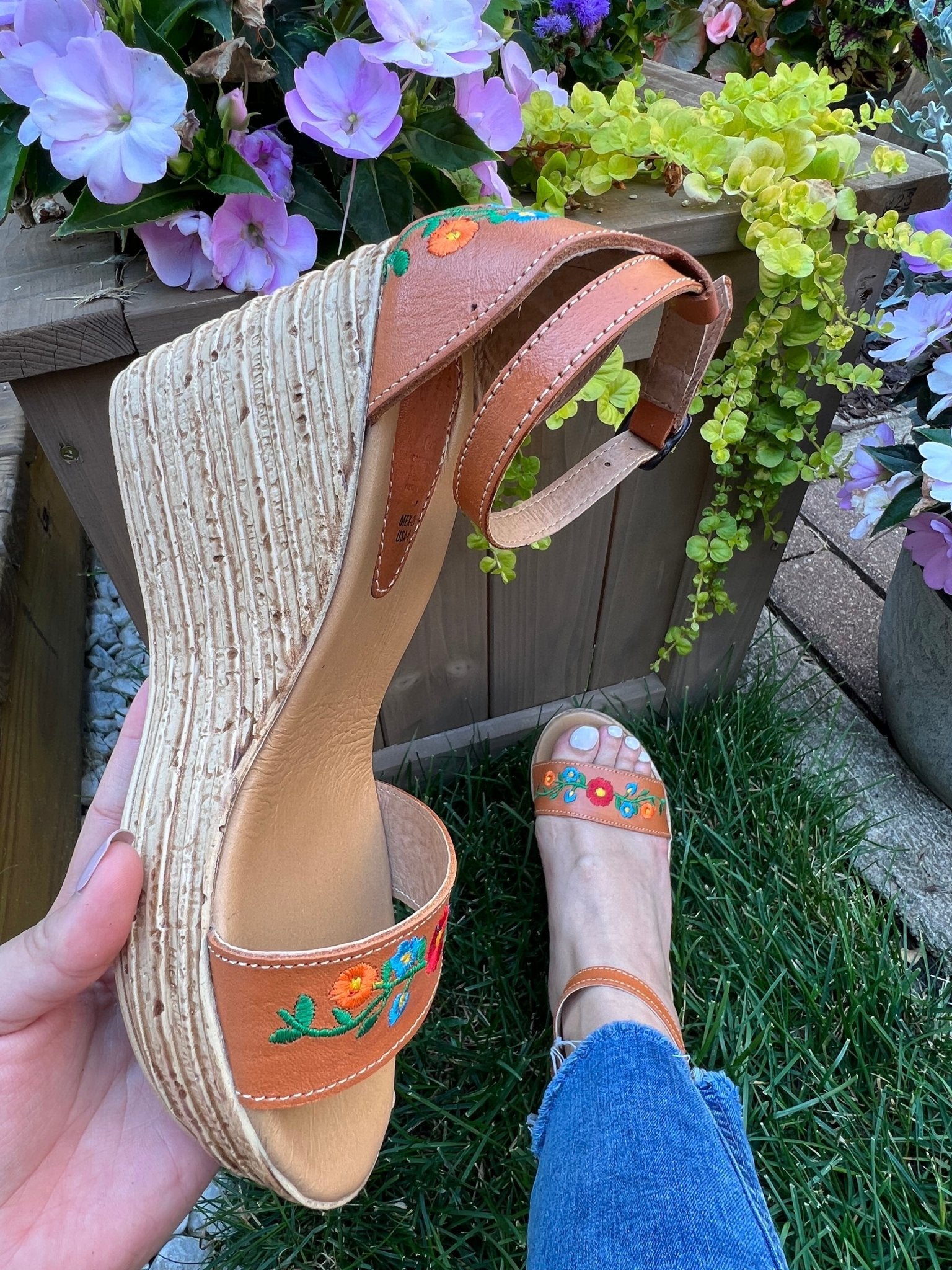 Mexican Embroidered Leather Wedge Heels. Yolanda Heels. - Solei Store