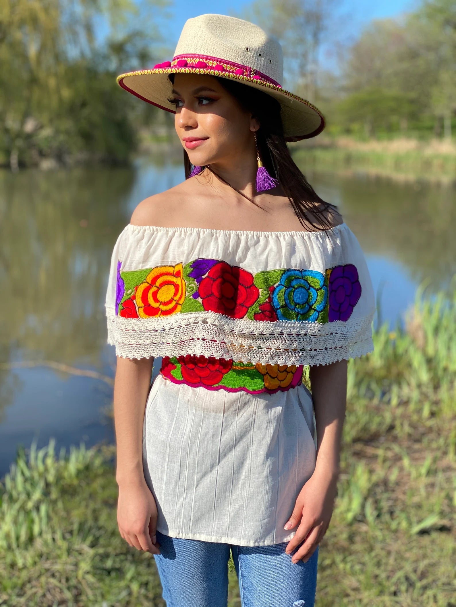 Mexican Embroidered Off the Shoulder Blouse. Blusa Campesina Zinacatan Fina. - Solei Store