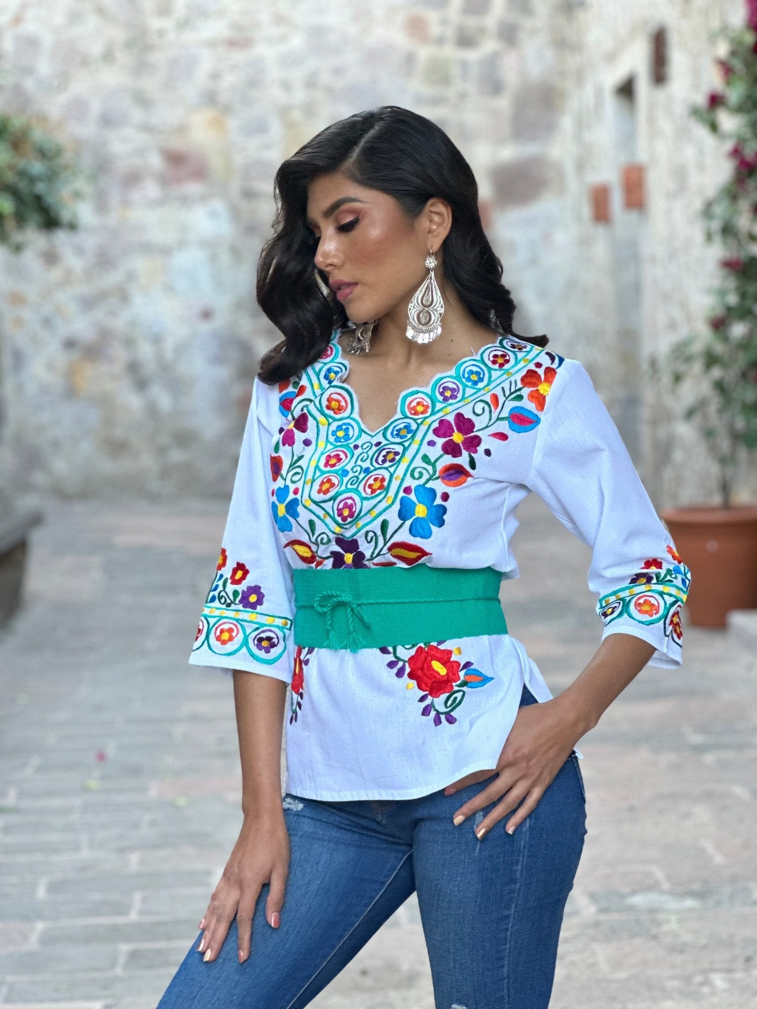 Mexican Embroidered V Neck Blouse. Ondas Blouse. - Solei Store