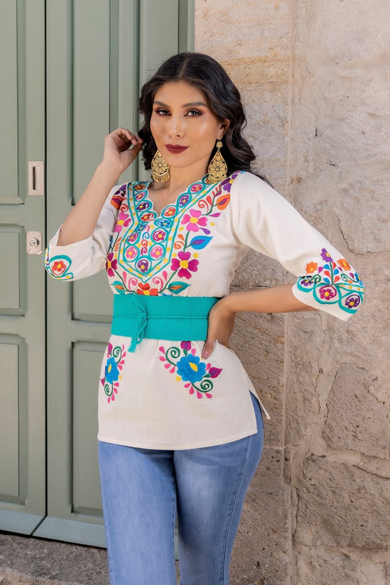 Mexican Embroidered V Neck Blouse. Ondas Blouse. - Solei Store