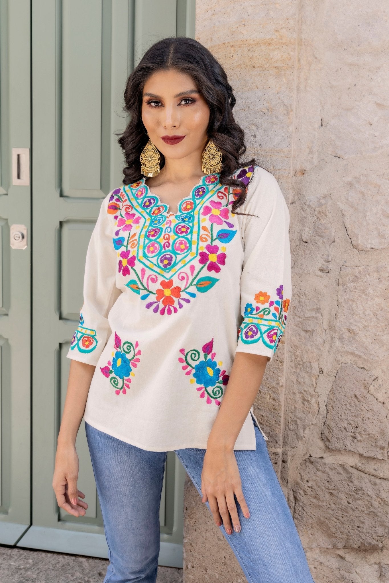 Mexican Embroidered V Neck Blouse. Ondas Blouse. - Solei Store