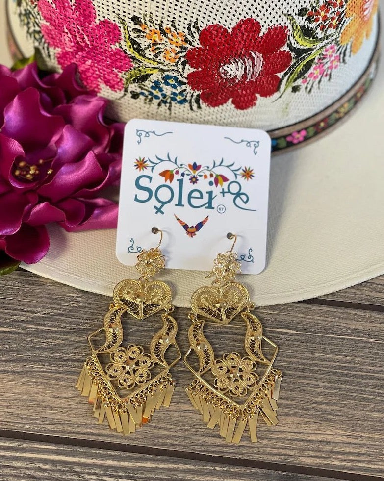 Mexican Filigree Heart and Flower Earrings. Aretes Maceta - Solei Store