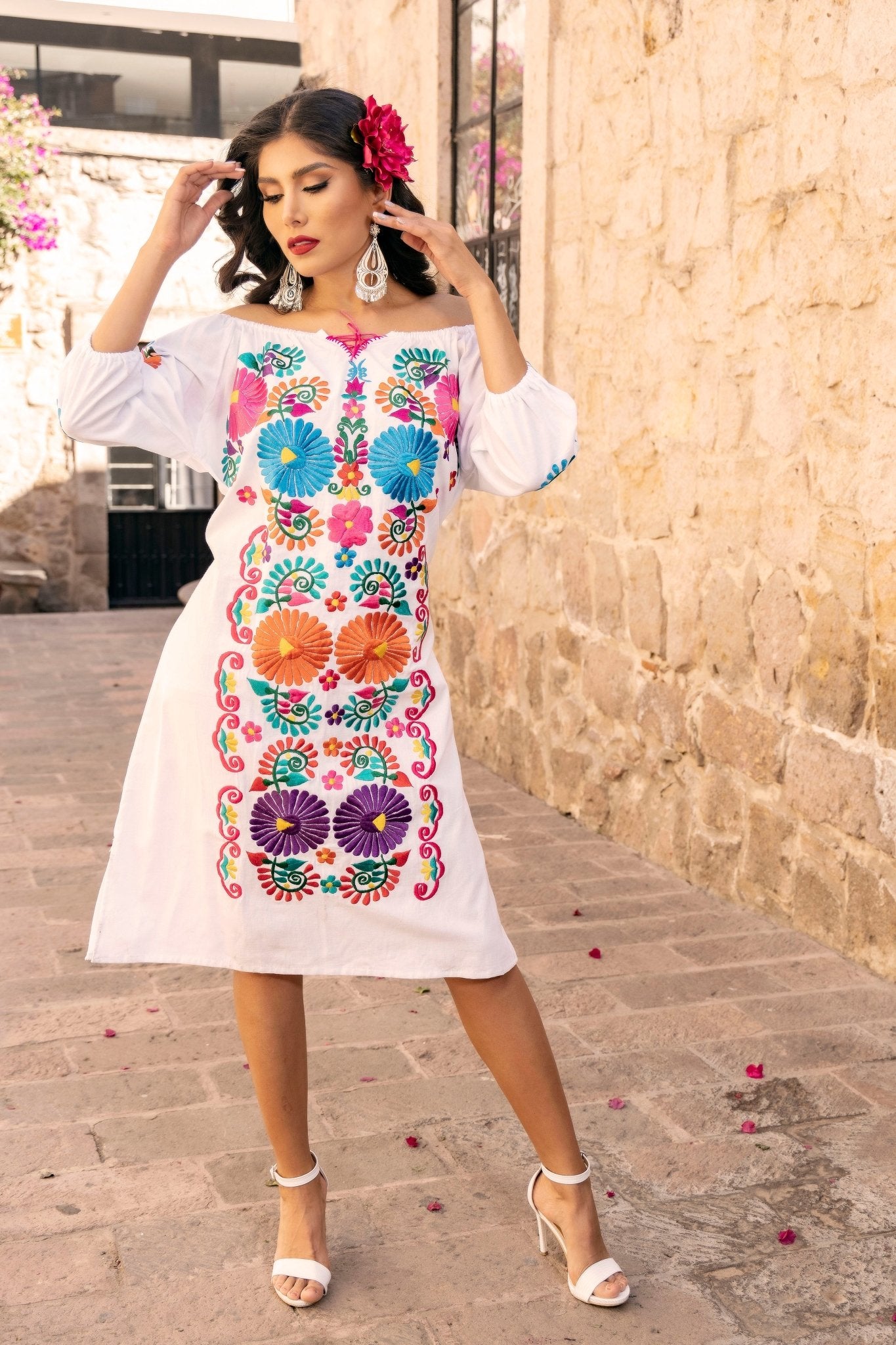 Mexican Floral Dress. Beautiful Embroidered Dress. Vestido Andrea. - Solei Store