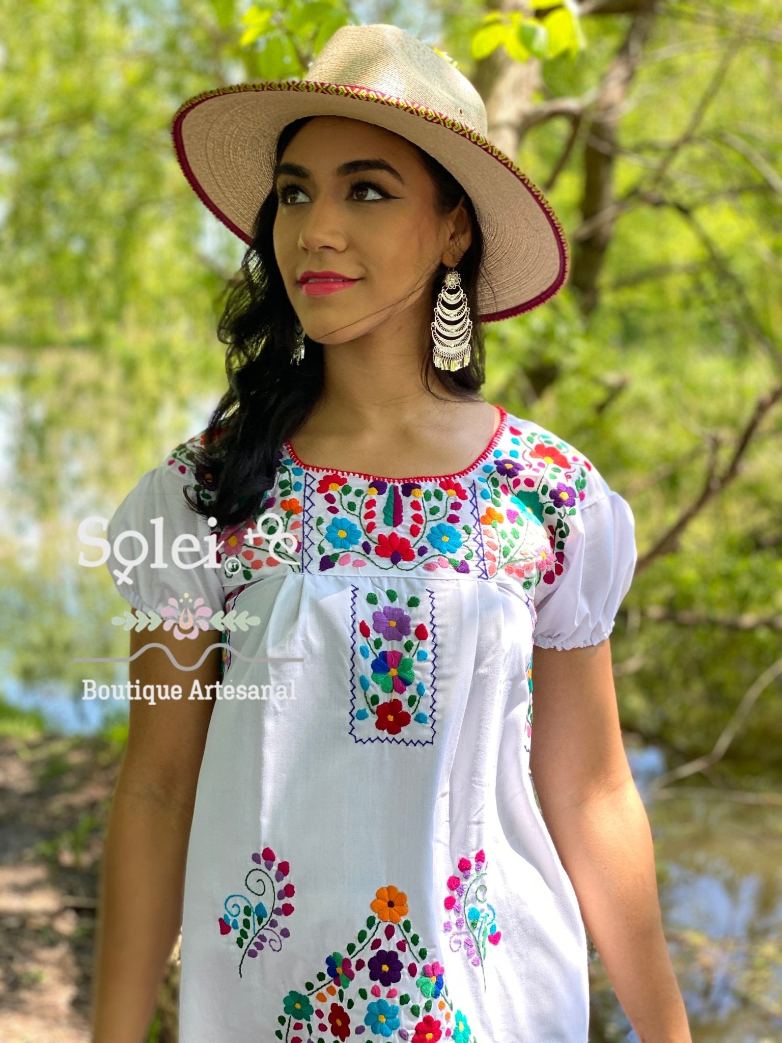 Mexican Floral Dress. Hand Embroidered Dress. Vestido Cassandra Sencillo - Solei Store