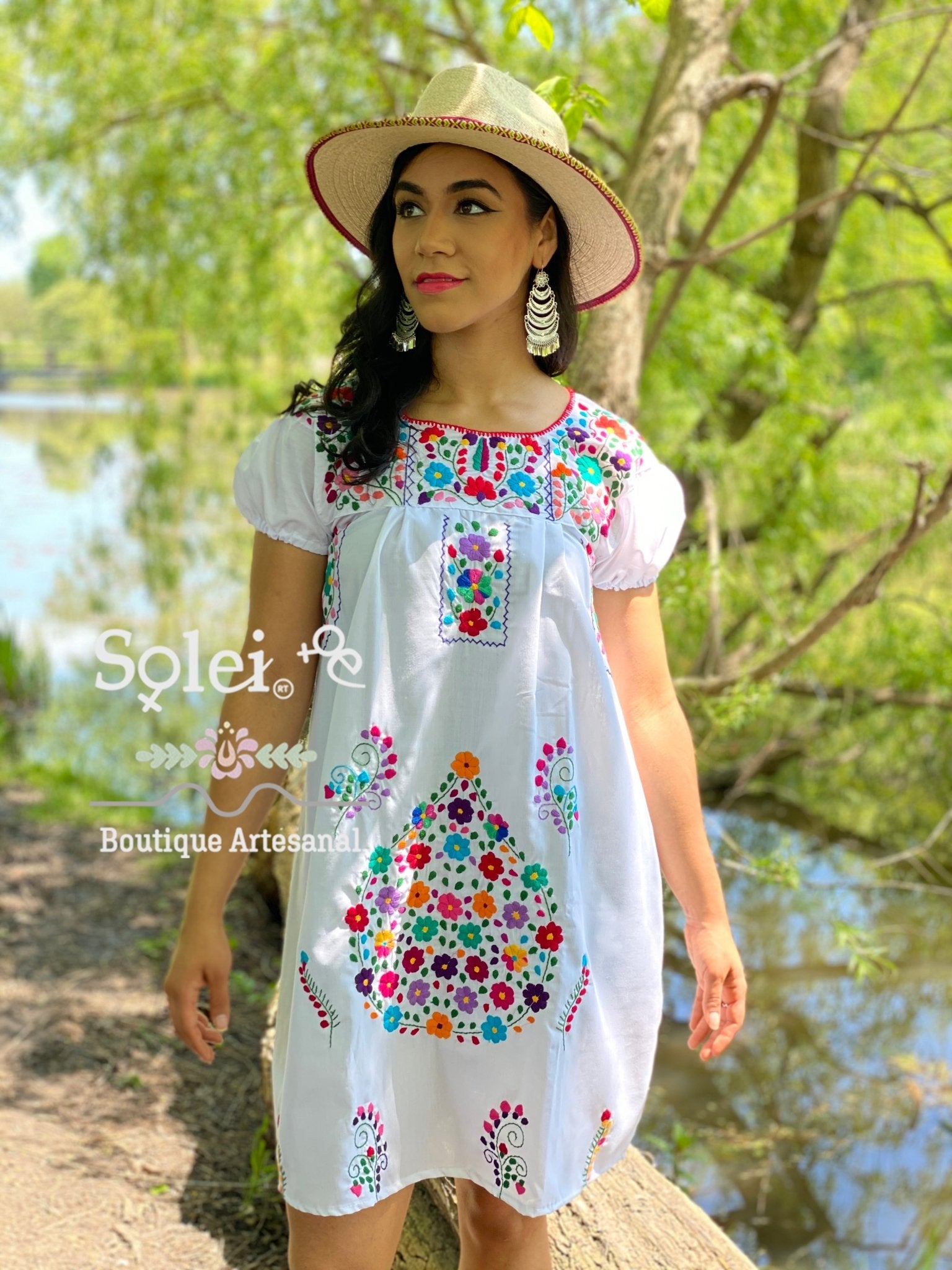 Mexican Floral Dress. Hand Embroidered Dress. Vestido Cassandra Sencillo - Solei Store