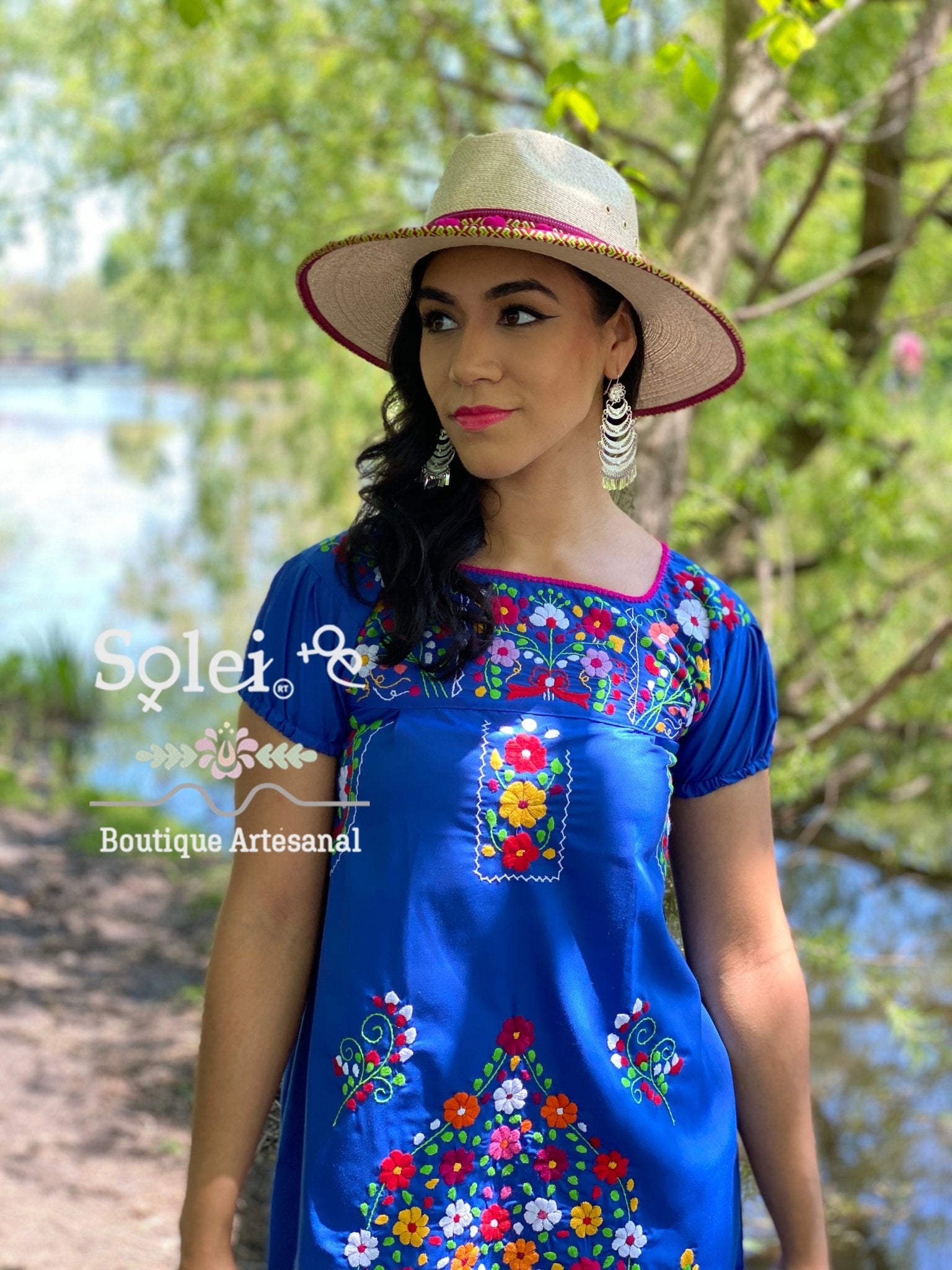 Mexican Floral Dress. Hand Embroidered Dress. Vestido Cassandra Sencillo - Solei Store