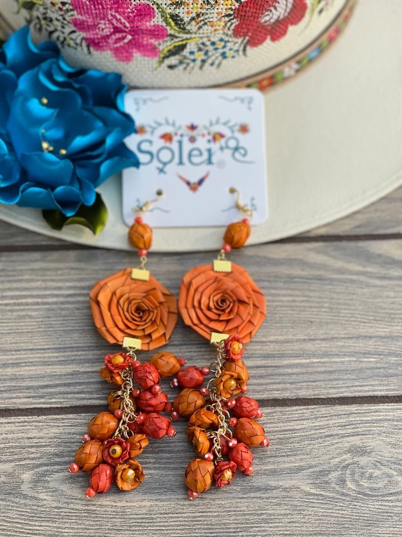 Mexican Floral Earrings. Artisanal Palm Leaf Earrings. Mexican Jewelry. Arete Flor Palma - Solei Store