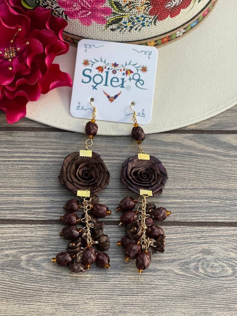 Mexican Floral Earrings. Artisanal Palm Leaf Earrings. Mexican Jewelry. Arete Flor Palma - Solei Store